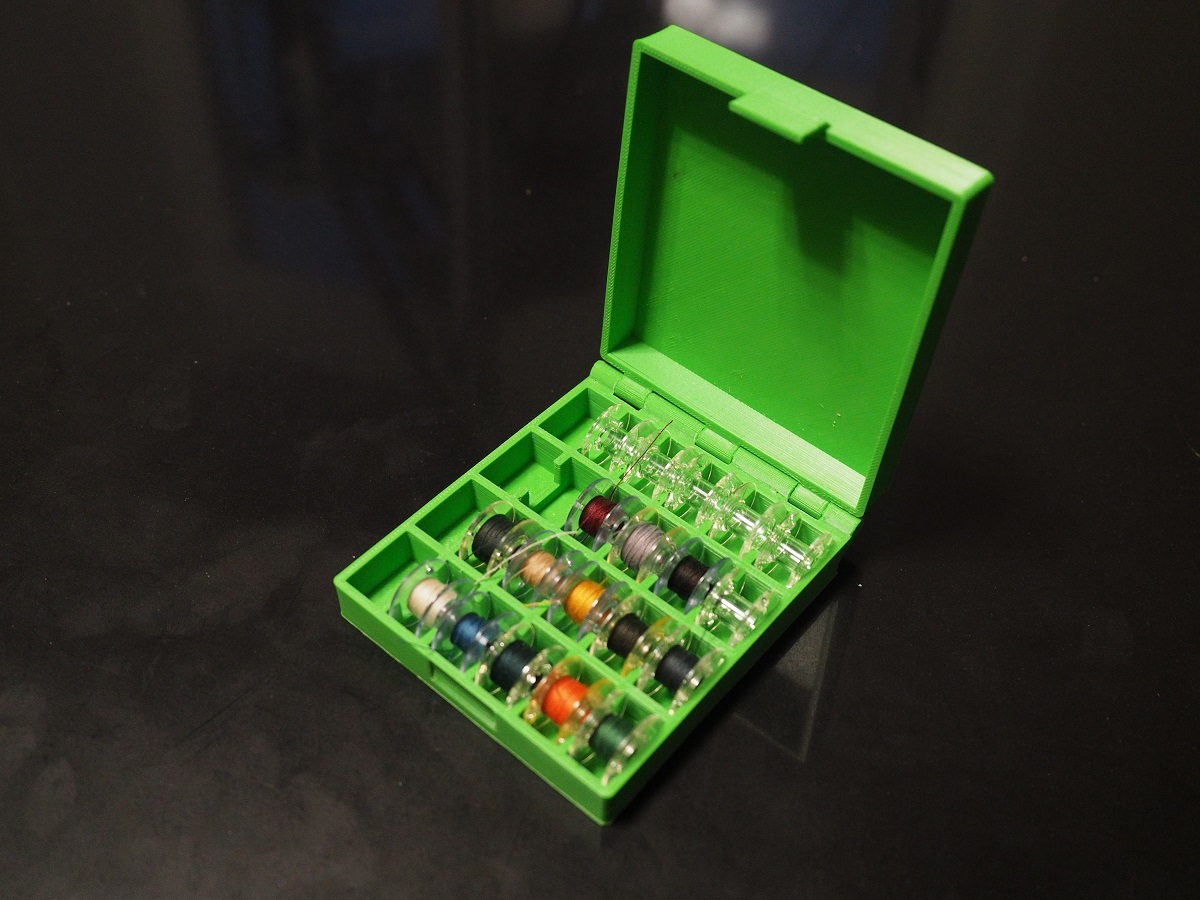 Box of bobbins