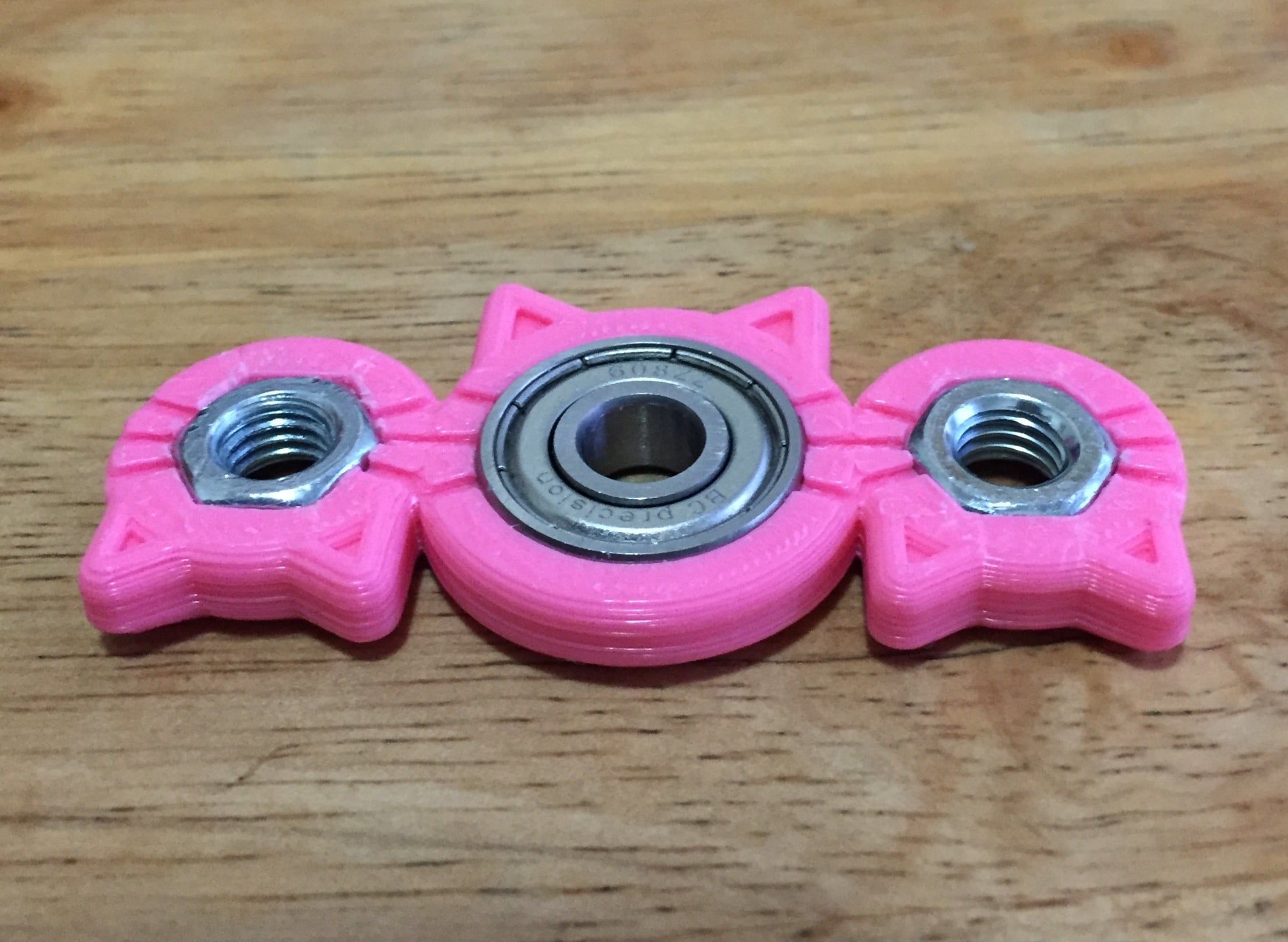 Hex nut cat spinner