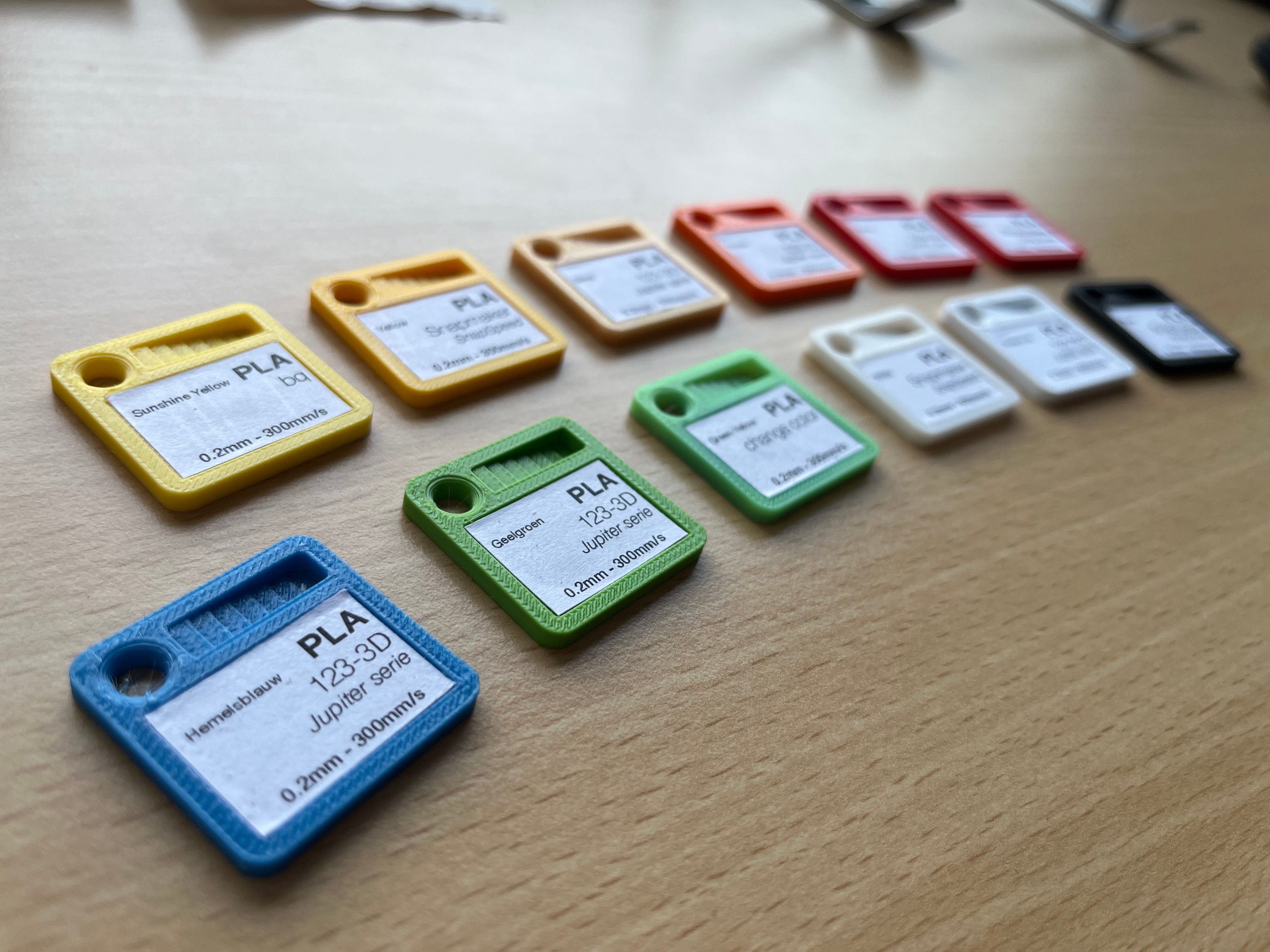 Simple filament color swatch