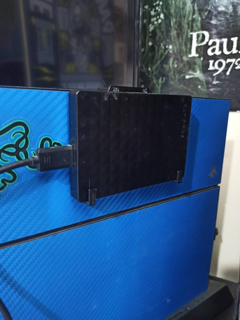 External HDD mount for PS4