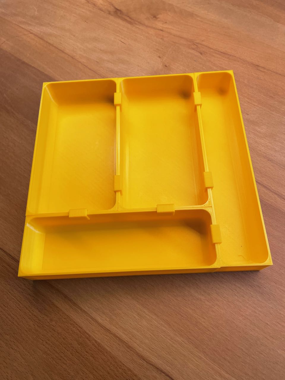 Simple customisable drawer organiser