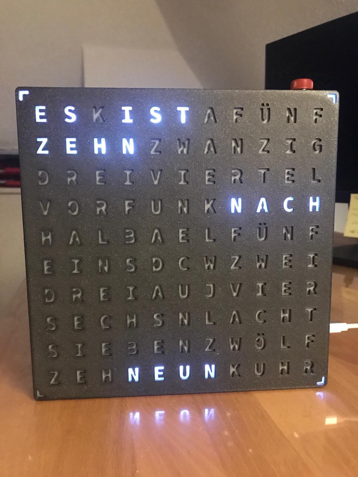 Wordclock Wortuhr english and german