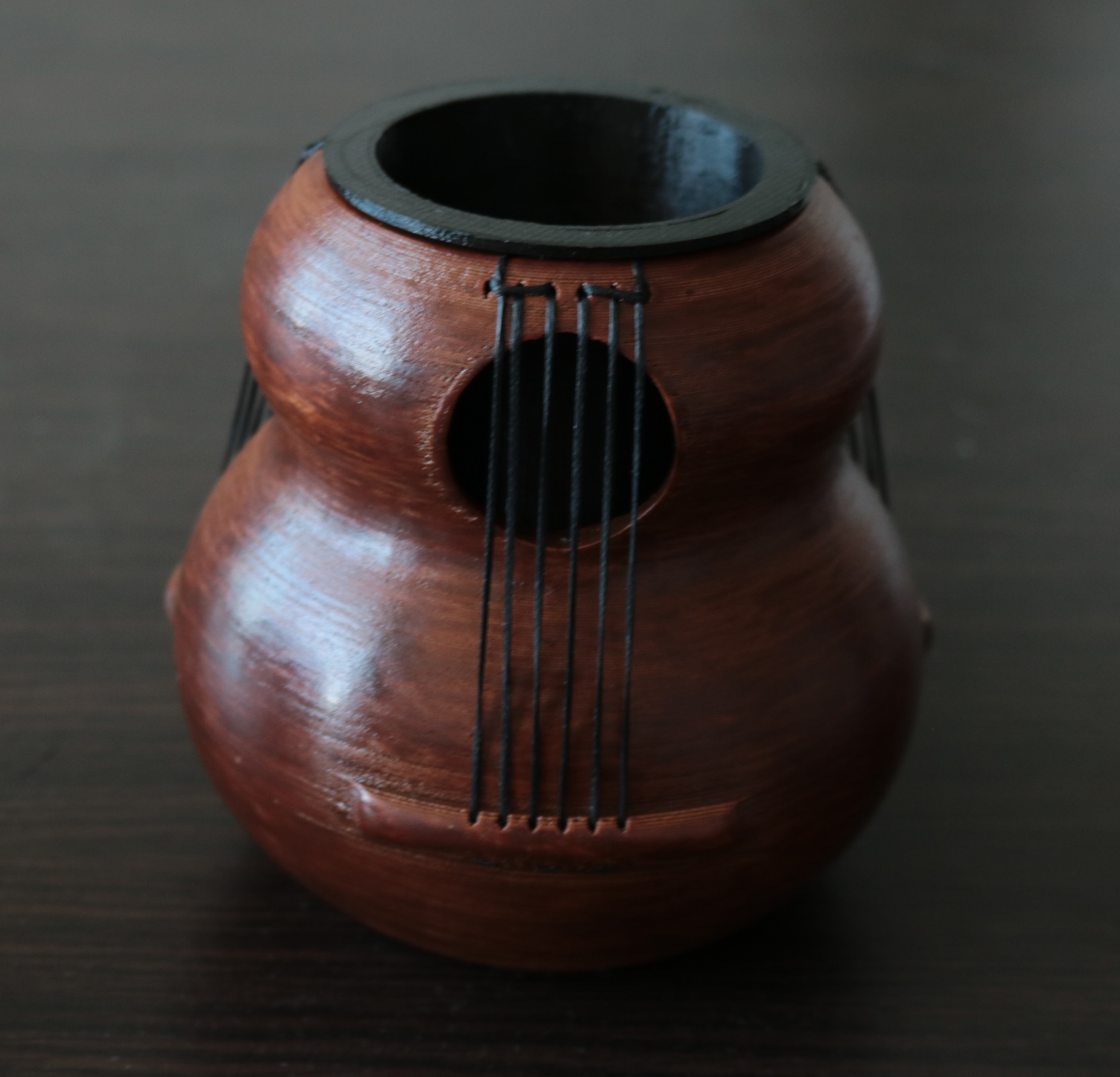 Guitar planter