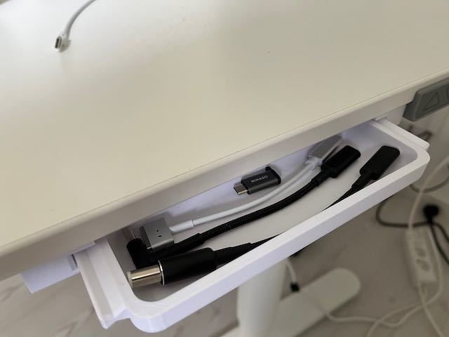 A tray for Bekant Desk from IKEA for USB-C adapters