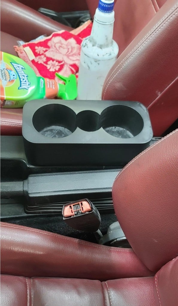 BMW E30 Cup holder
