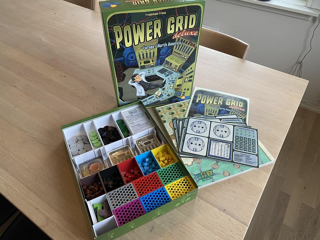 Power Grid Deluxe board game insert