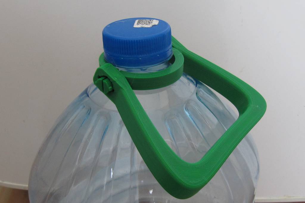 Reinforced handle for 5 l bottle with neck diameter 37-40 mm