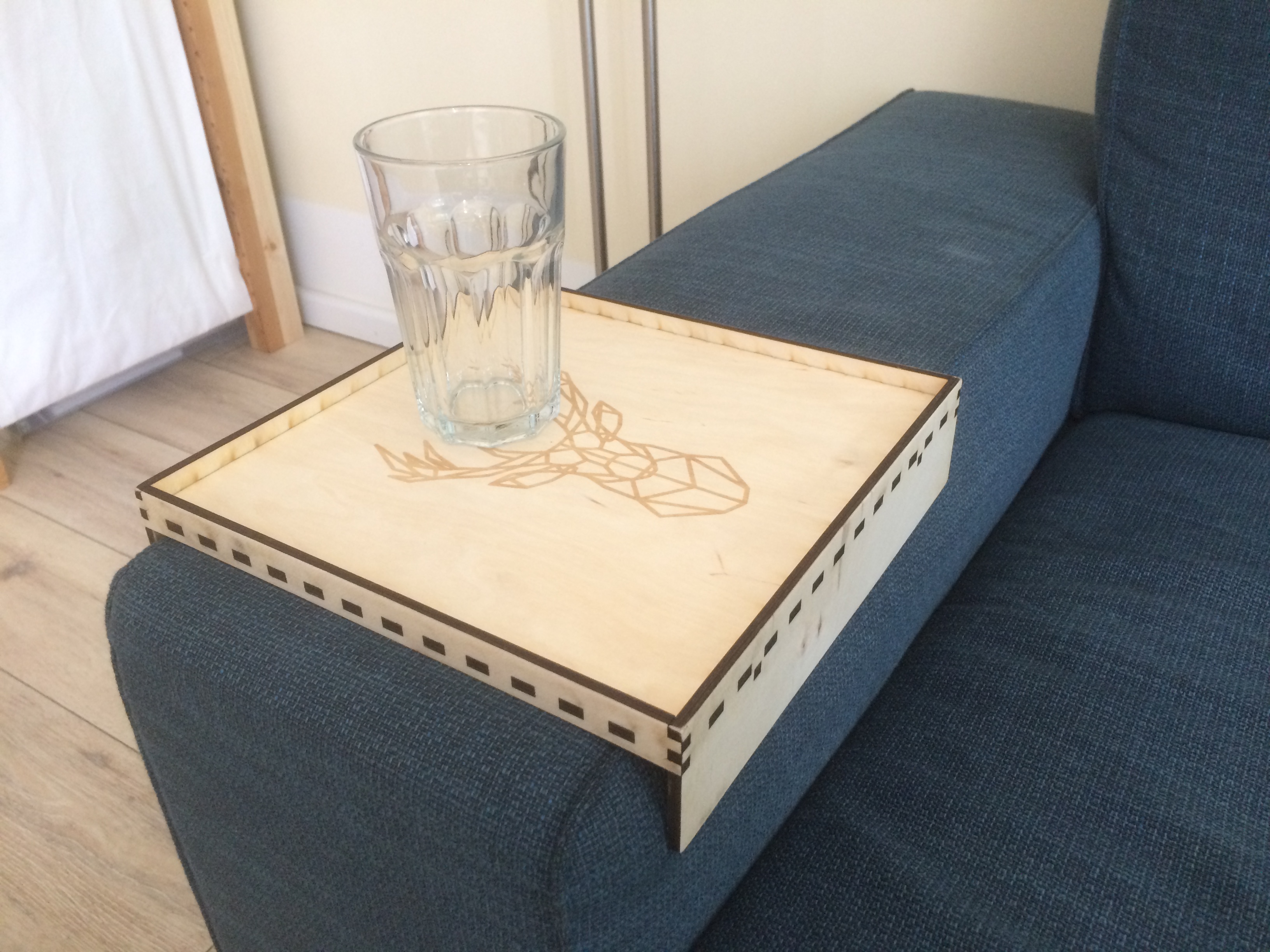 Tray for couch armrest (Sofatablett)