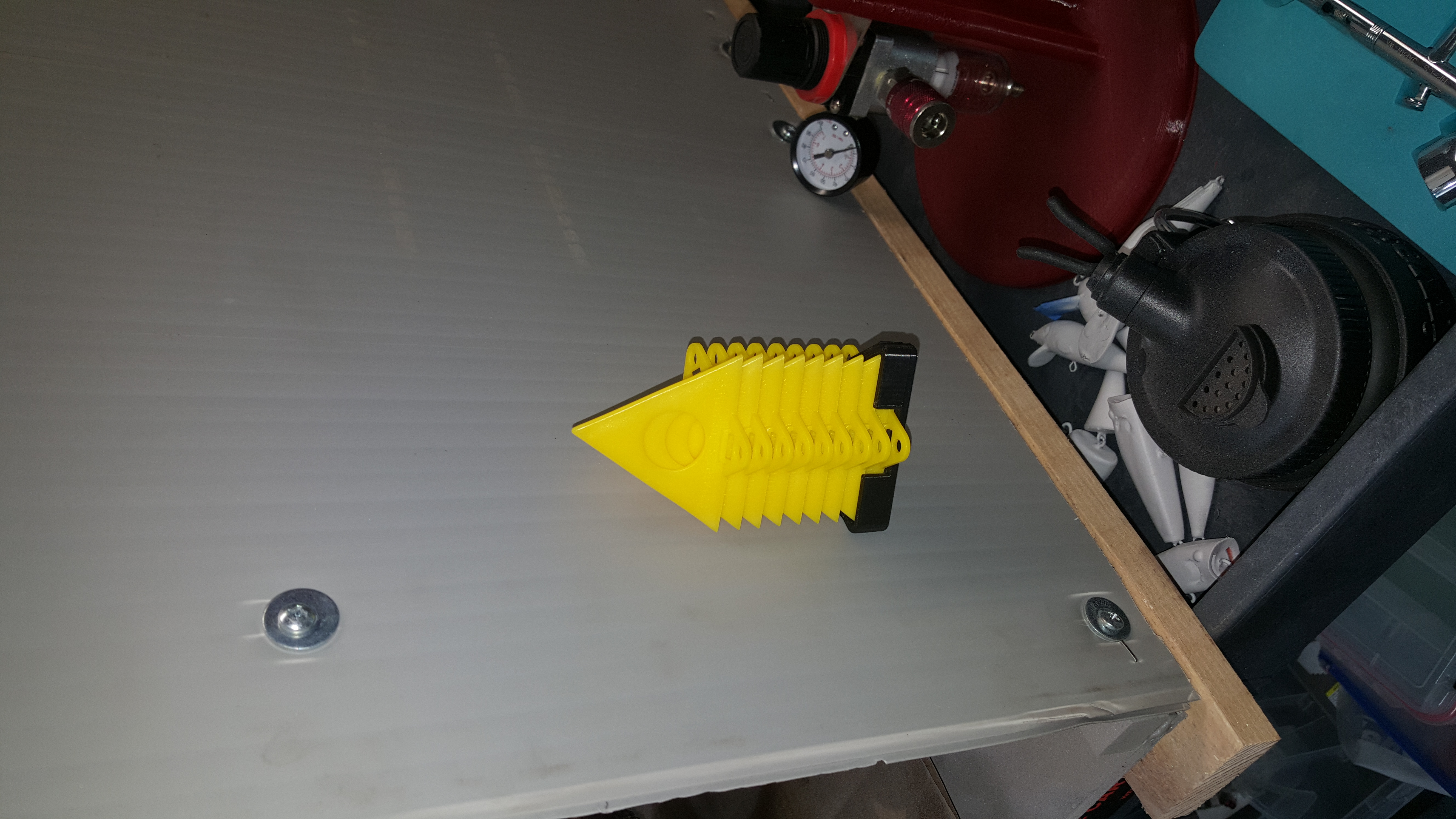 Painter's Pyramid Holder