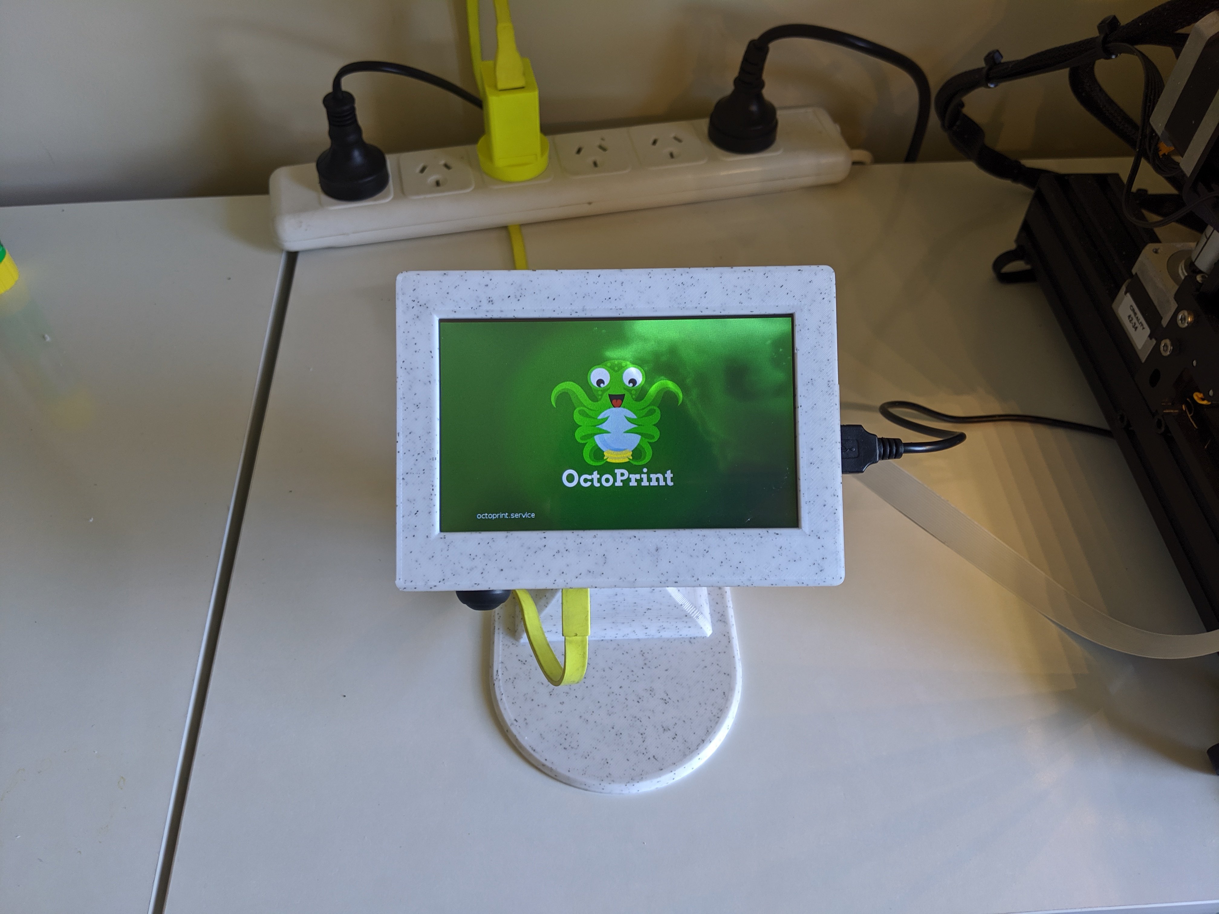 Case for Raspberry Pi 3B+ with 5" touchscreen