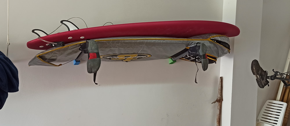Surfboard wall mount