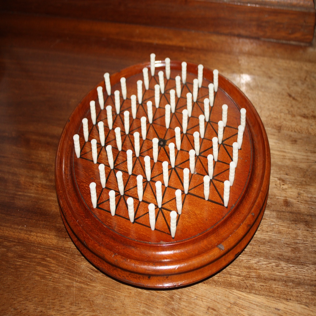 Peg for antique solitaire game gribbage