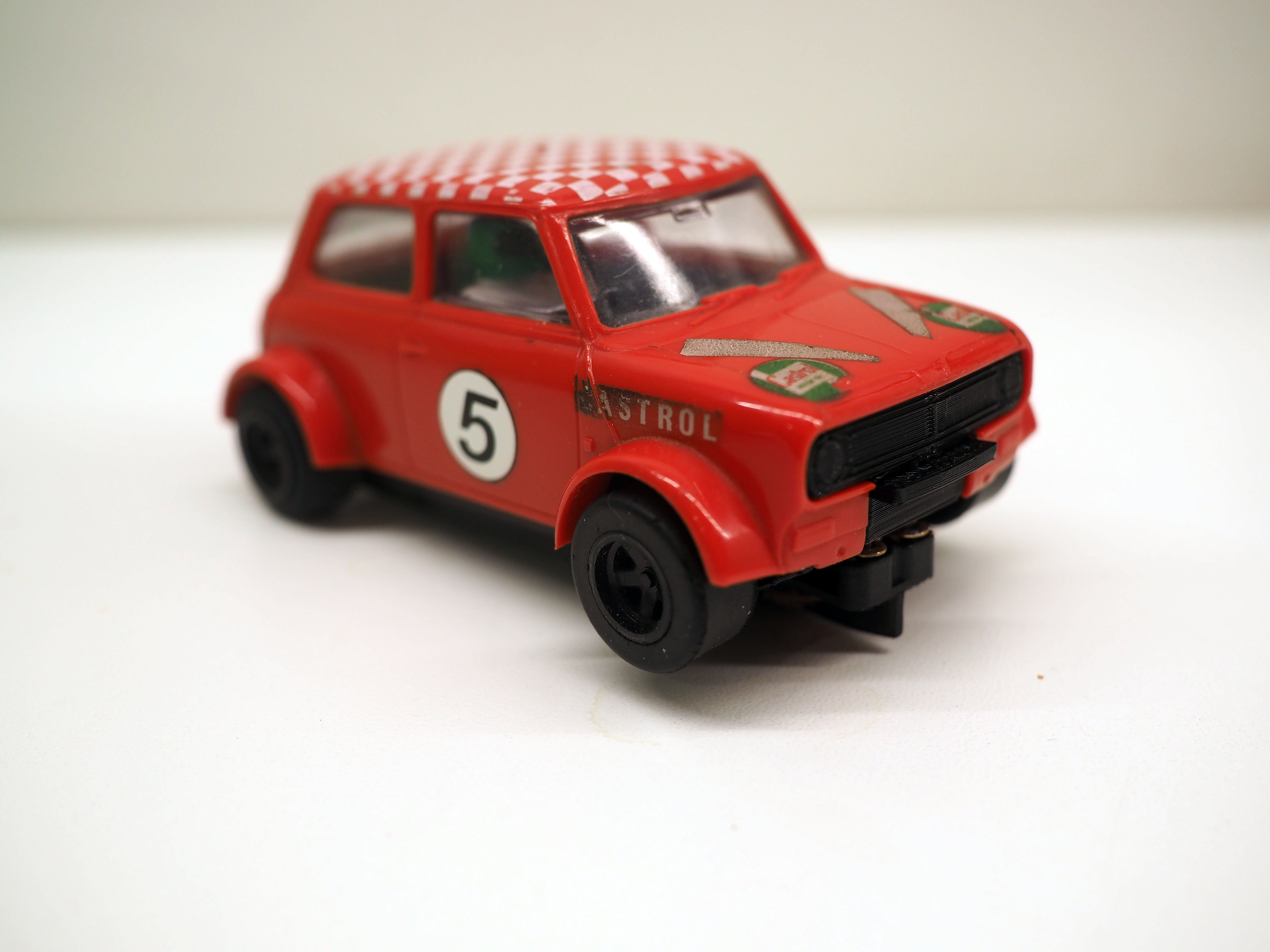Scalextric C122 Mini Clubman 1275GT Replacement Chassis