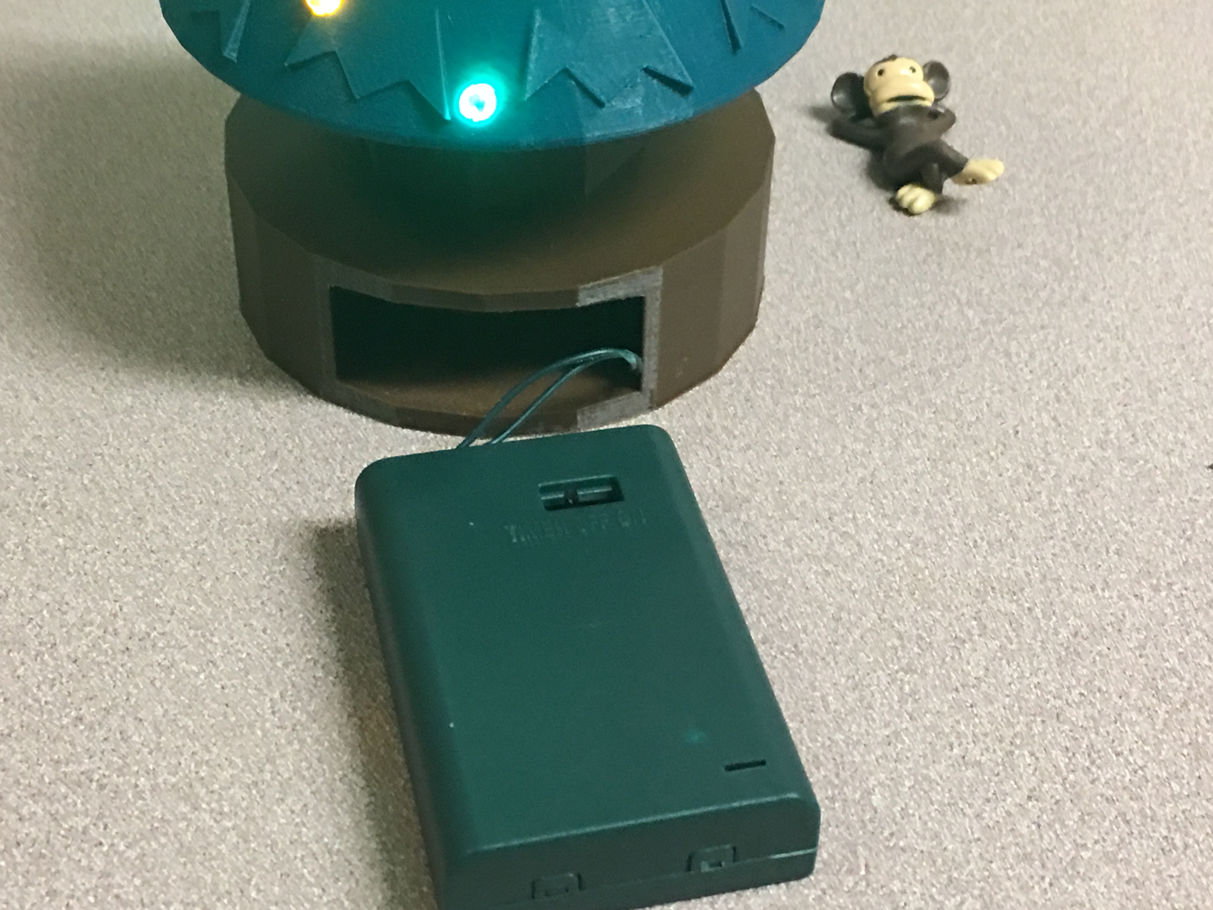 Blinking Christmas Tree - Modified Battery Base
