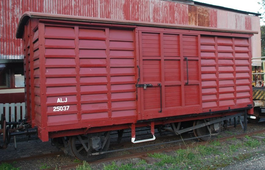 Sn42 / Sn3.5 Queensland Railways (QR)  ALJ Class 4 Wheeled Louvred Goods Wagon.