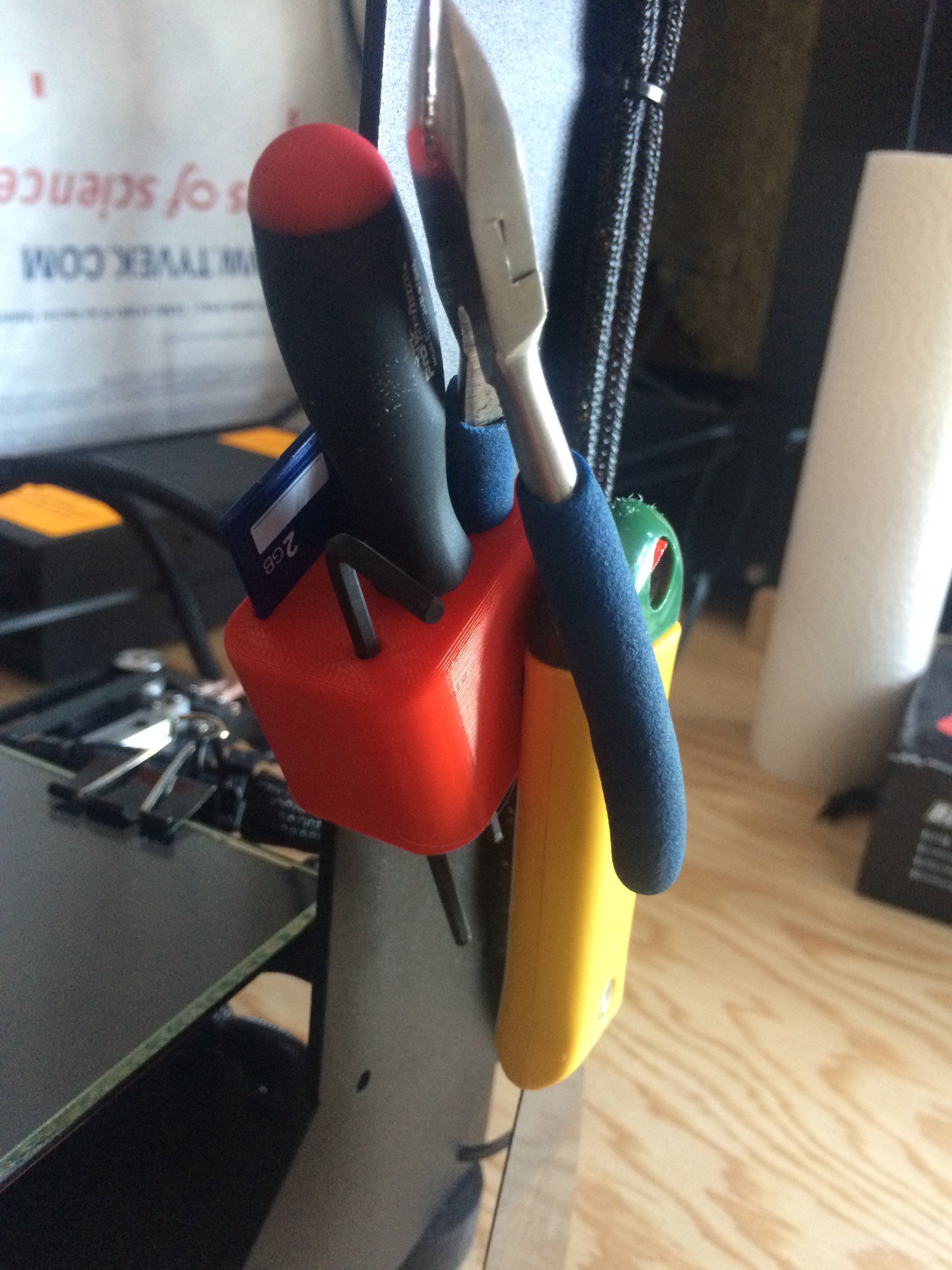 Maker gear M2 tool holder