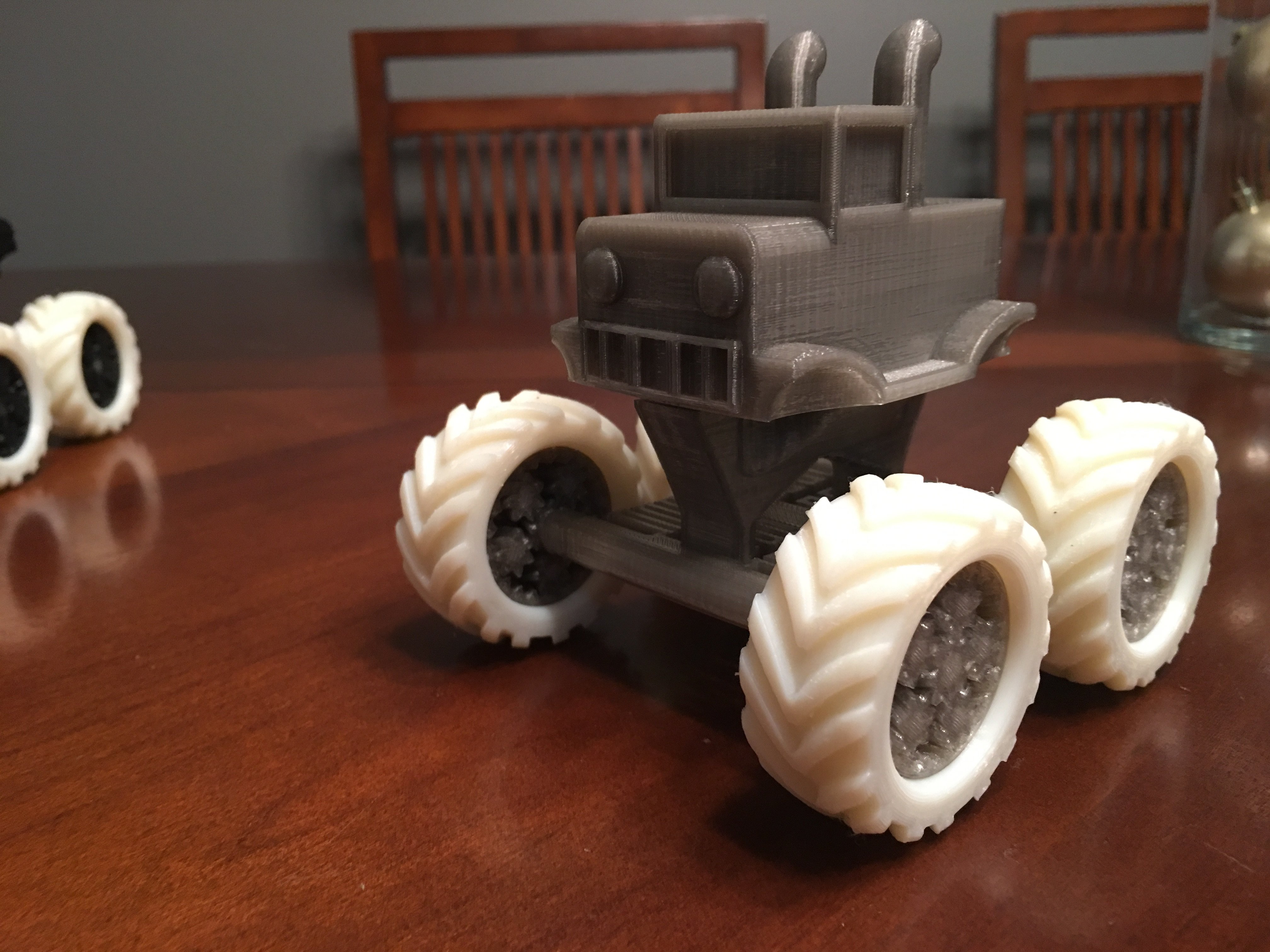 Remix Mini Monster Truck w/ Rotating Wheels