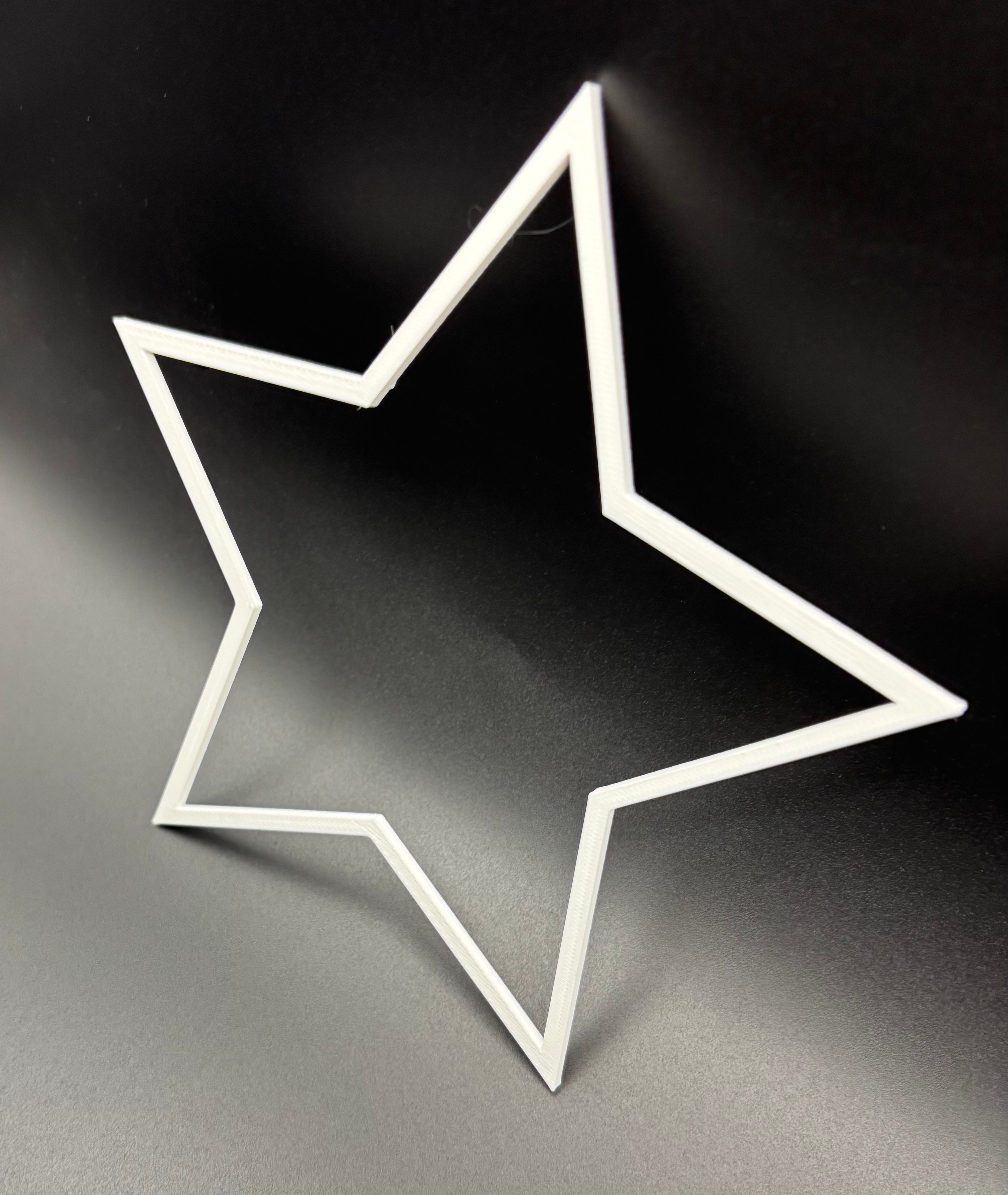 Simple Classic Star Outline Shape - Multiple Sizes