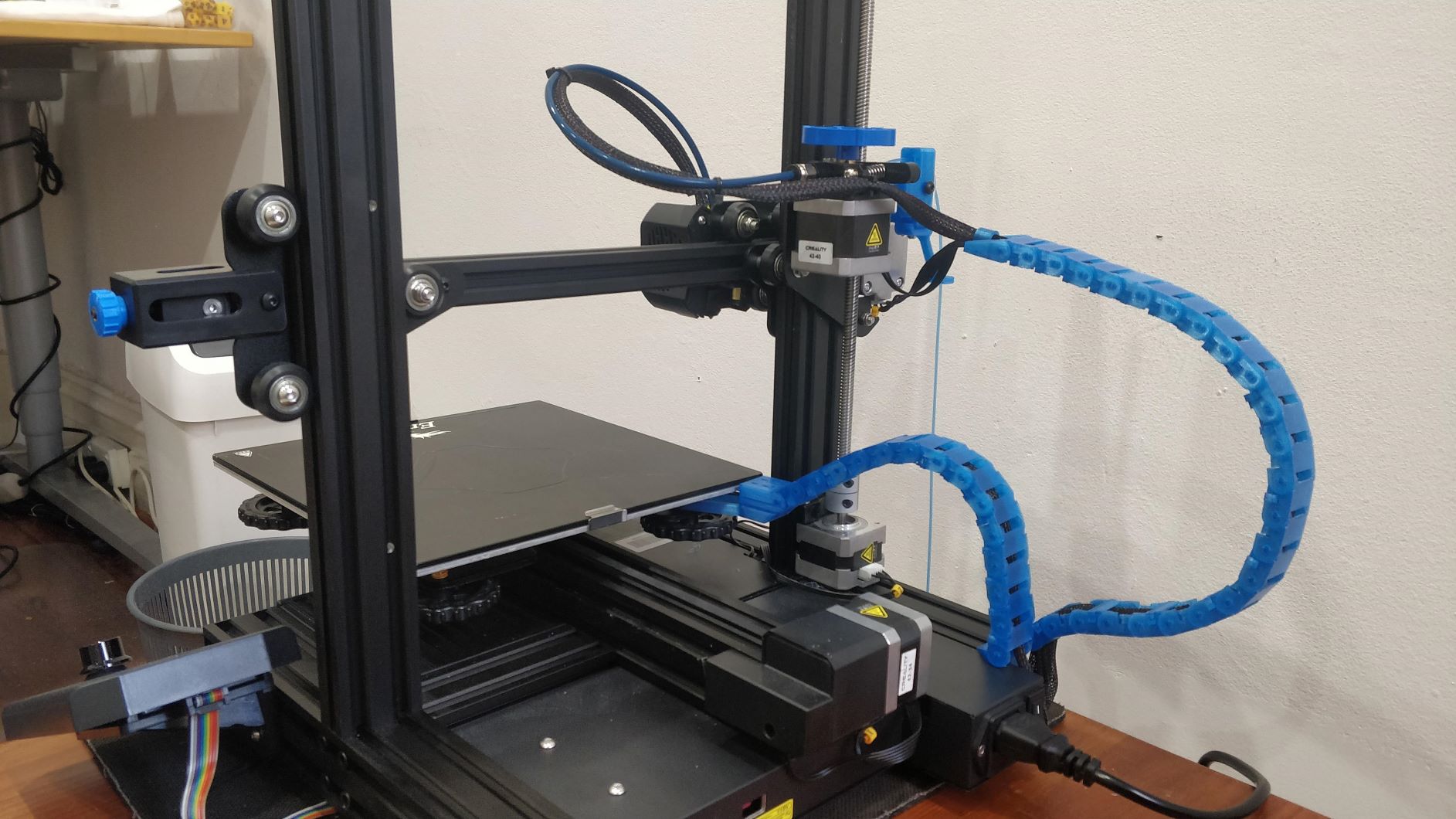 Ender 3 v2 cable chain mounts