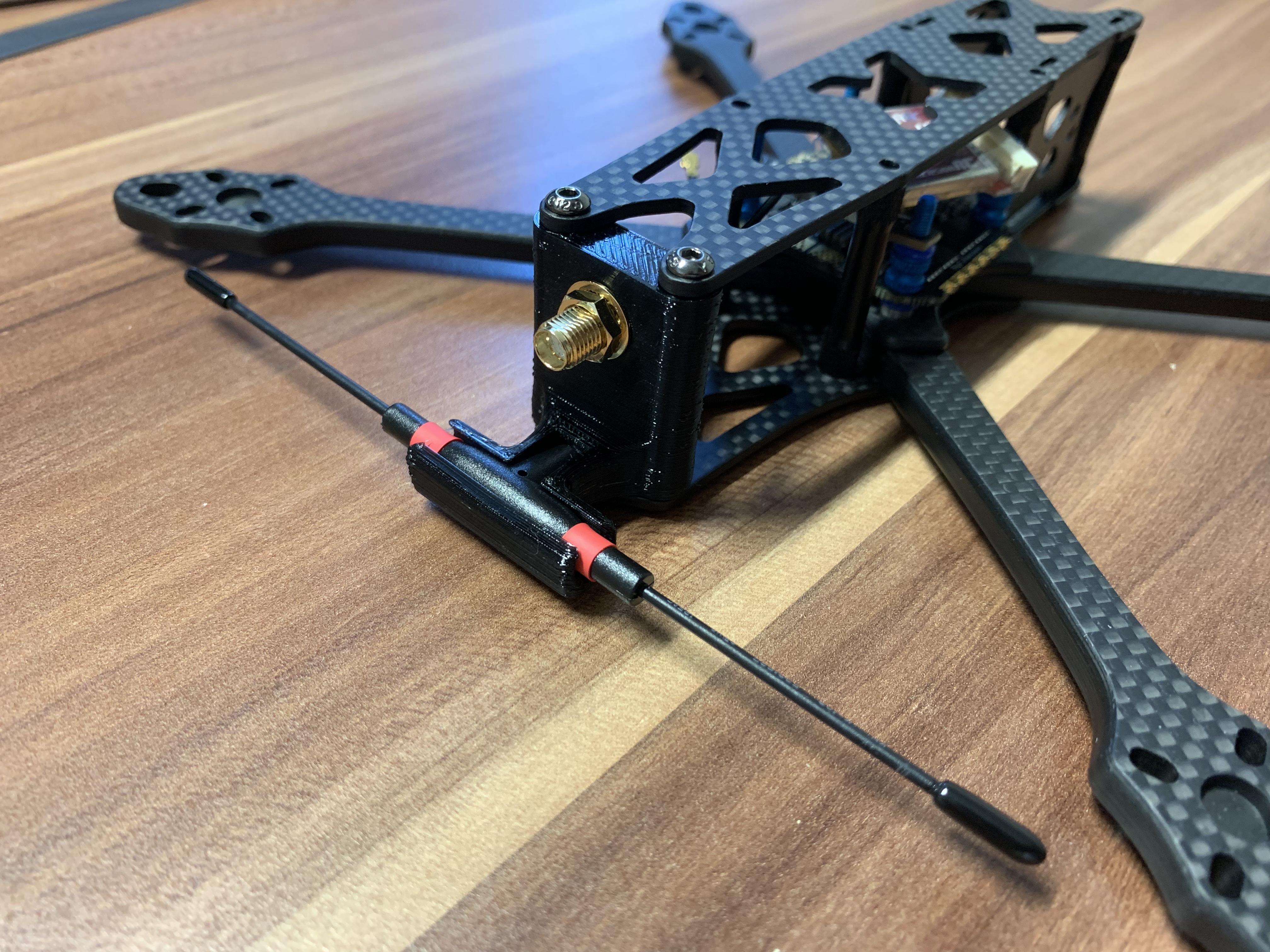 Johnny FPV astroX - Antenna bracket