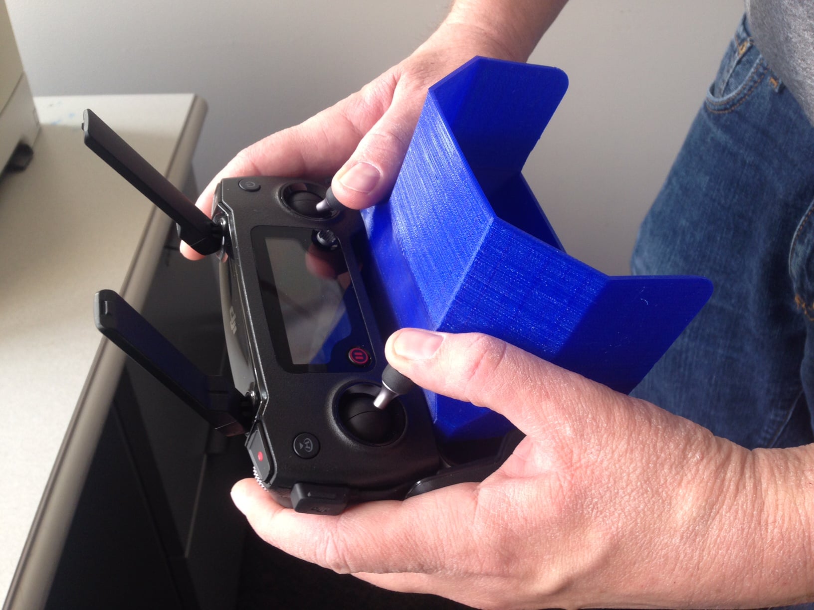 DJI Mavic Pro Shade for Iphone 6, 7, and 8 (Ninjaflex) (UPDATED 1/15/18) Please download V4!
