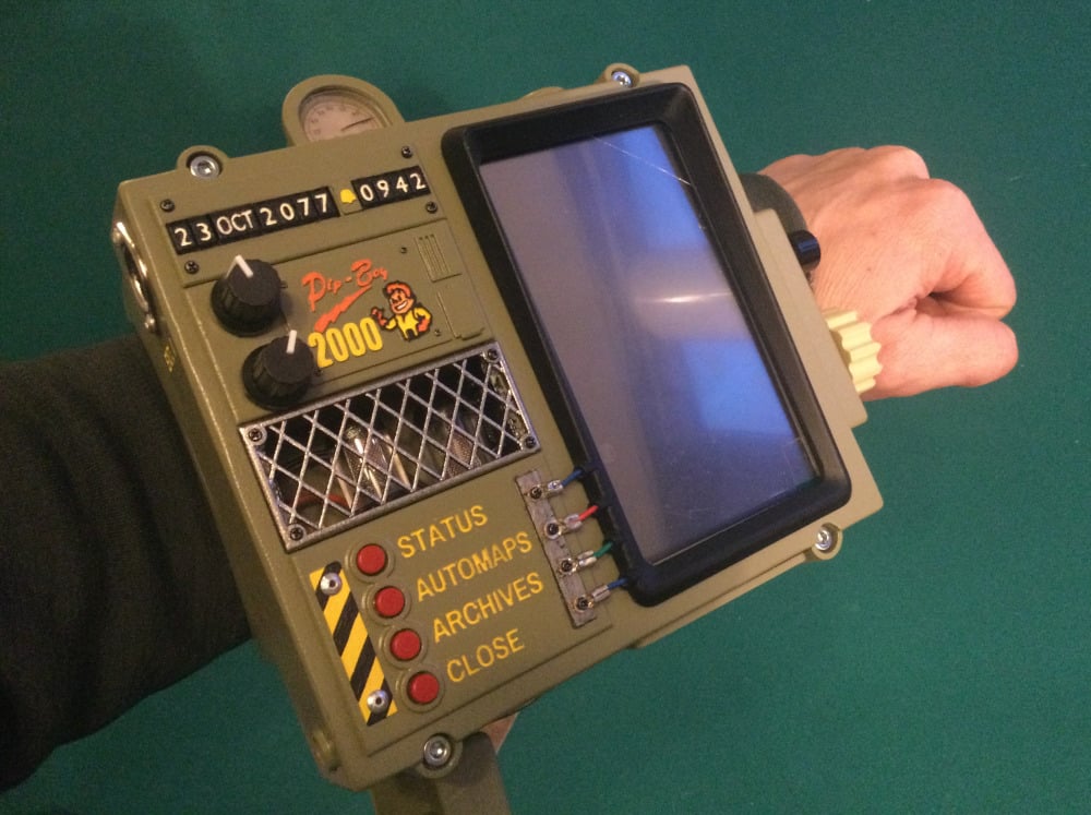 Fallout Pip-Boy 2000 Mk.I replica