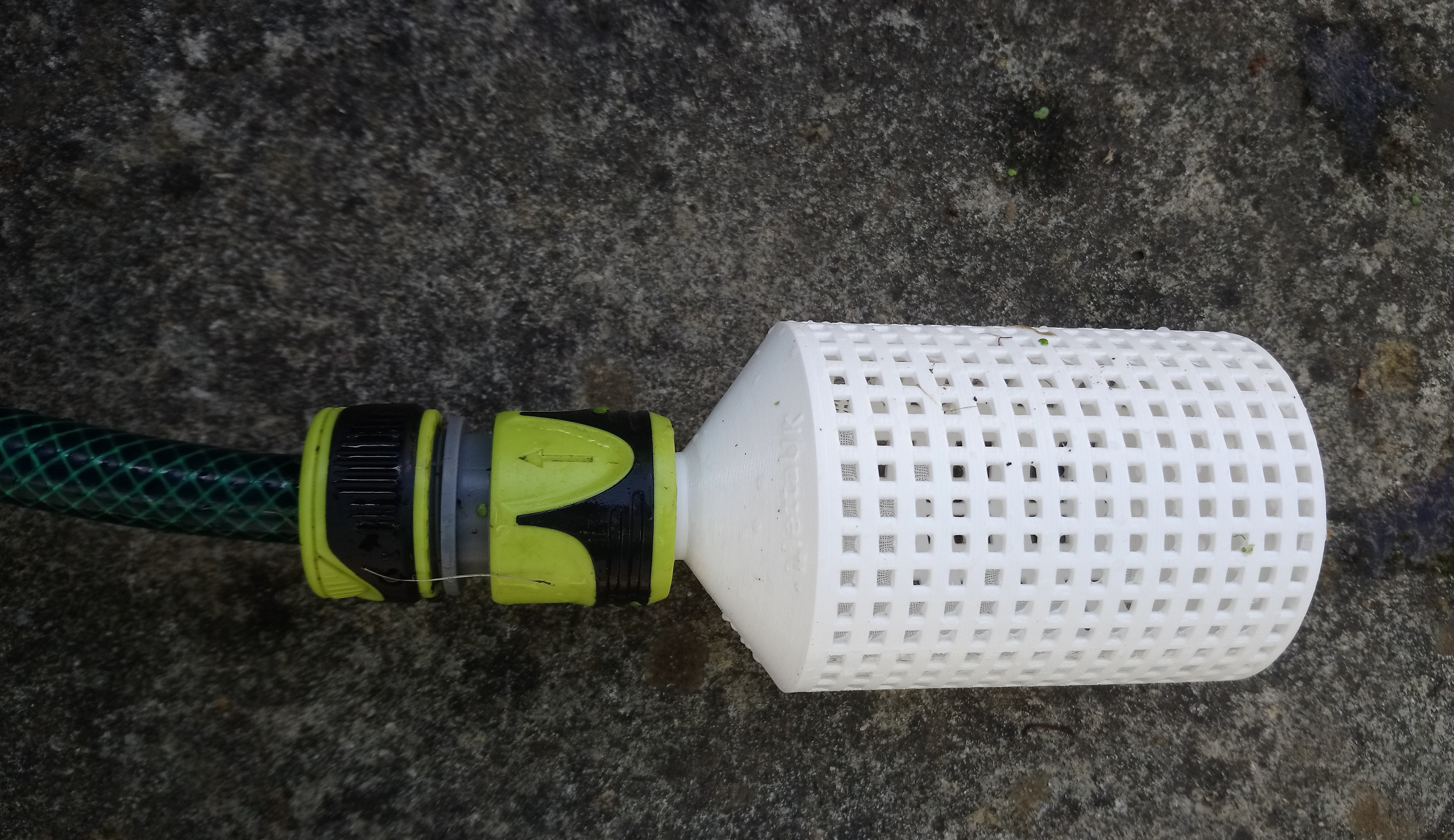 Large Pond Filter for Hose. (Push fit)