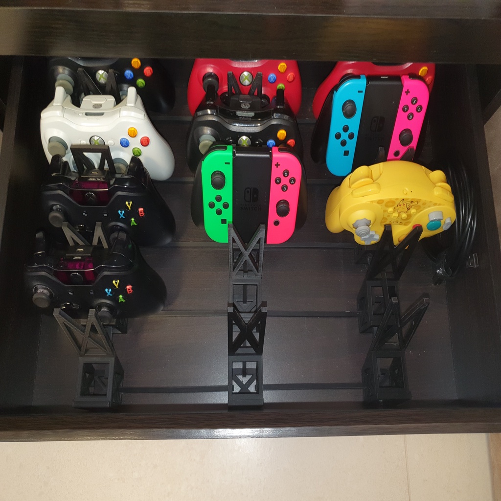 Expandable Universal Controller Stands