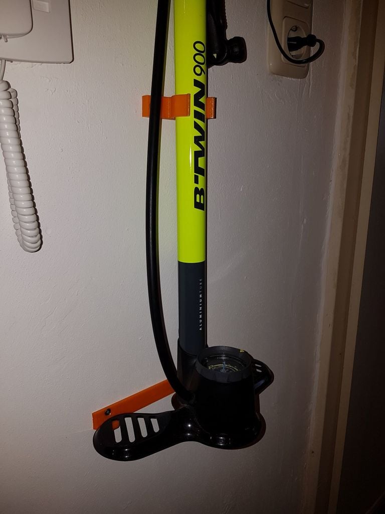 Decathlon bicycle pump wall mount btwin 900