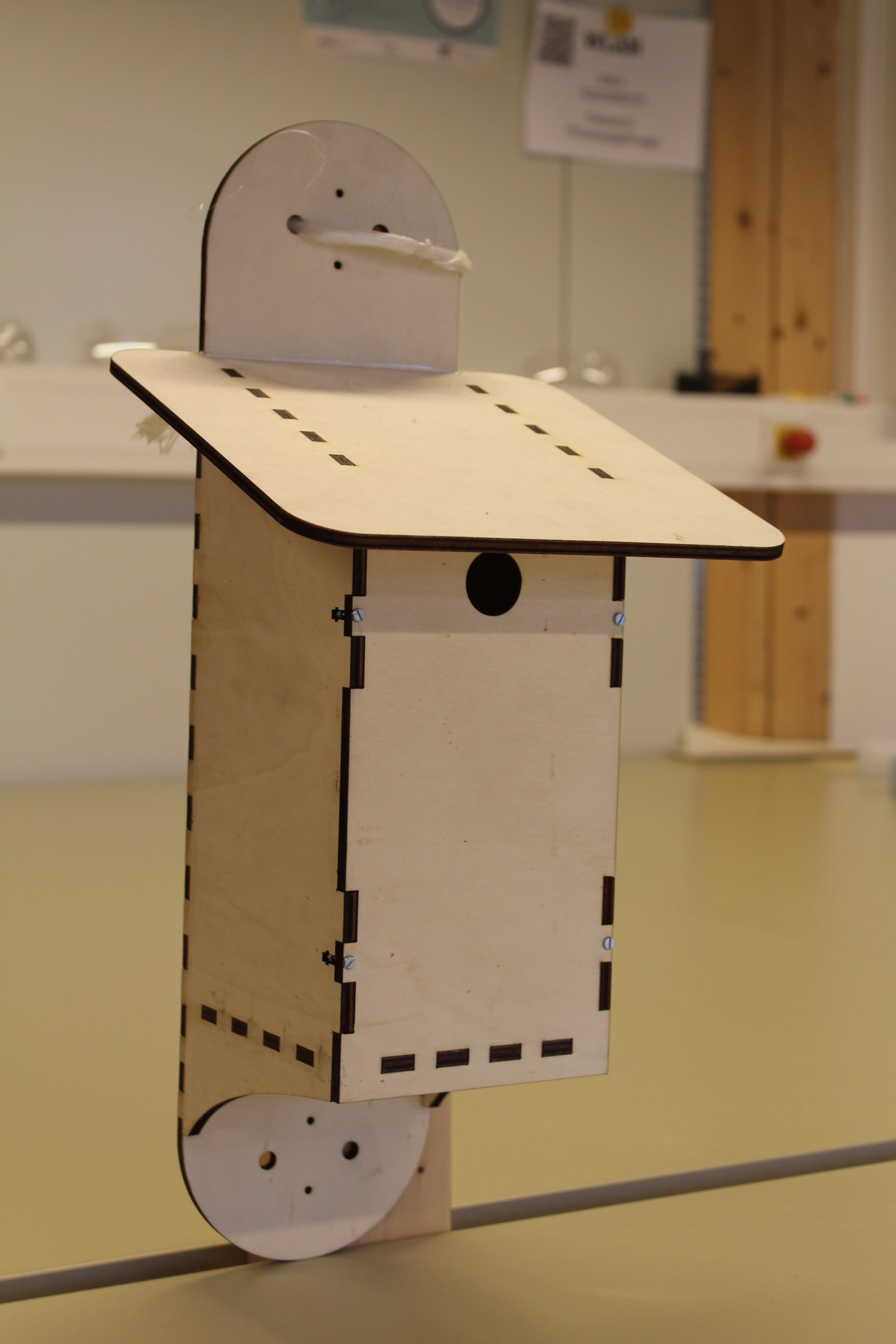 open nest box