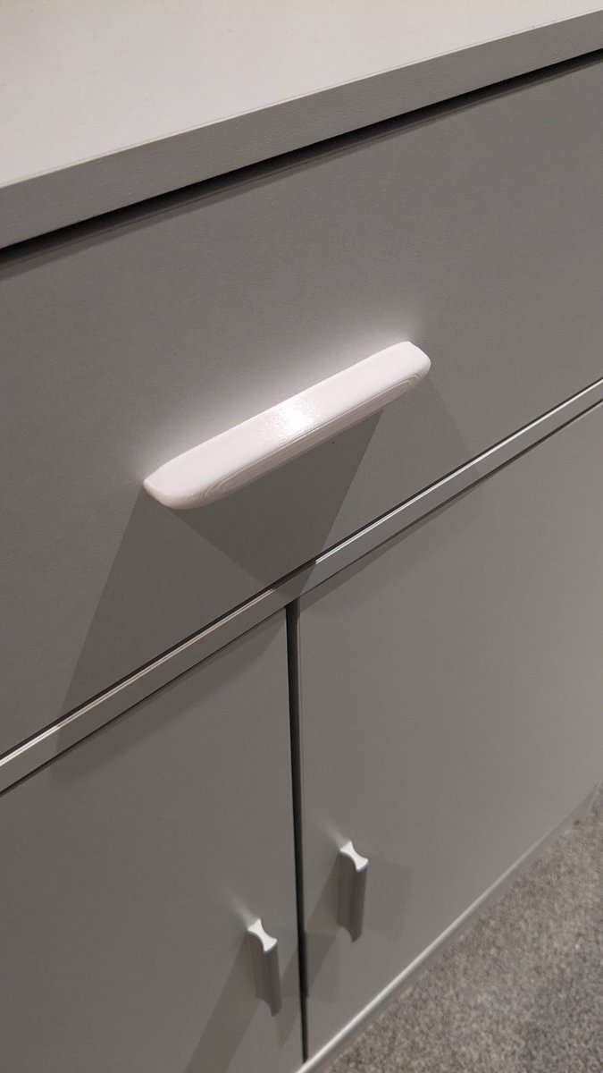 Vida Designs Dalby Modern Shoe Cabinet Handle