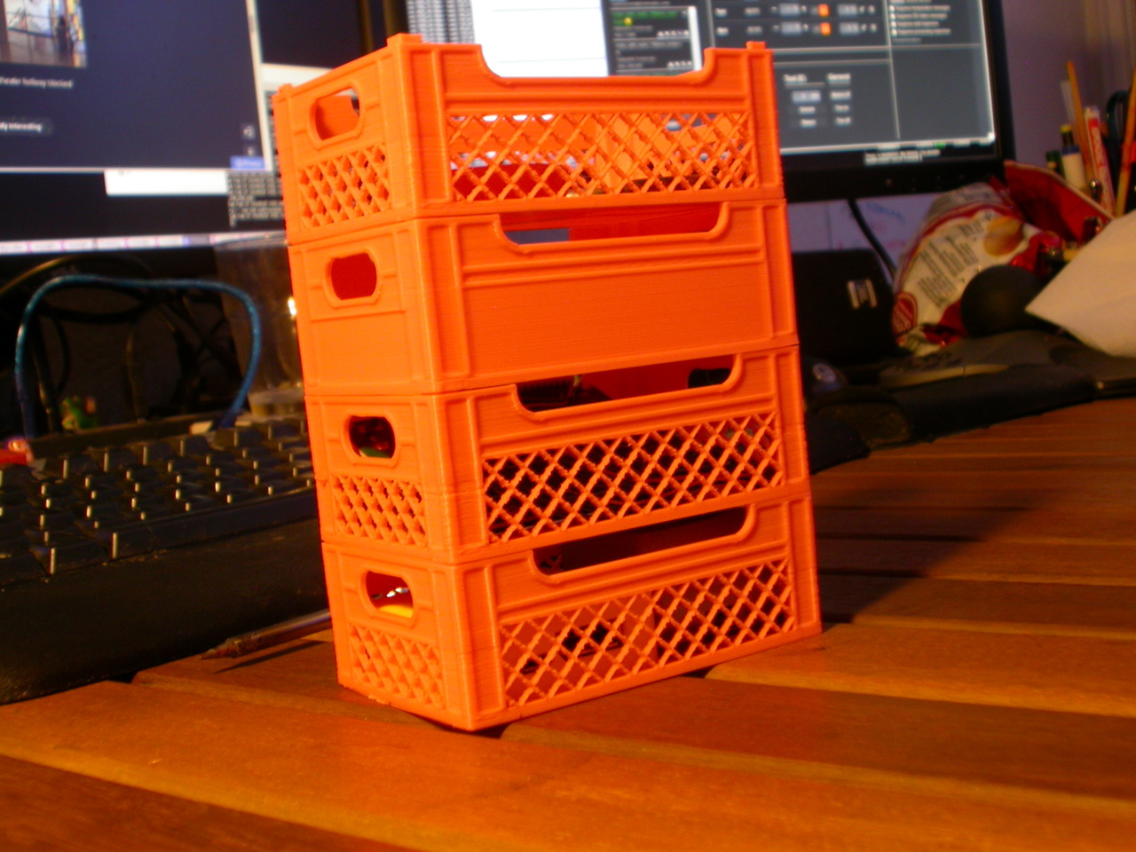 Stackable Crate 100mm scaled