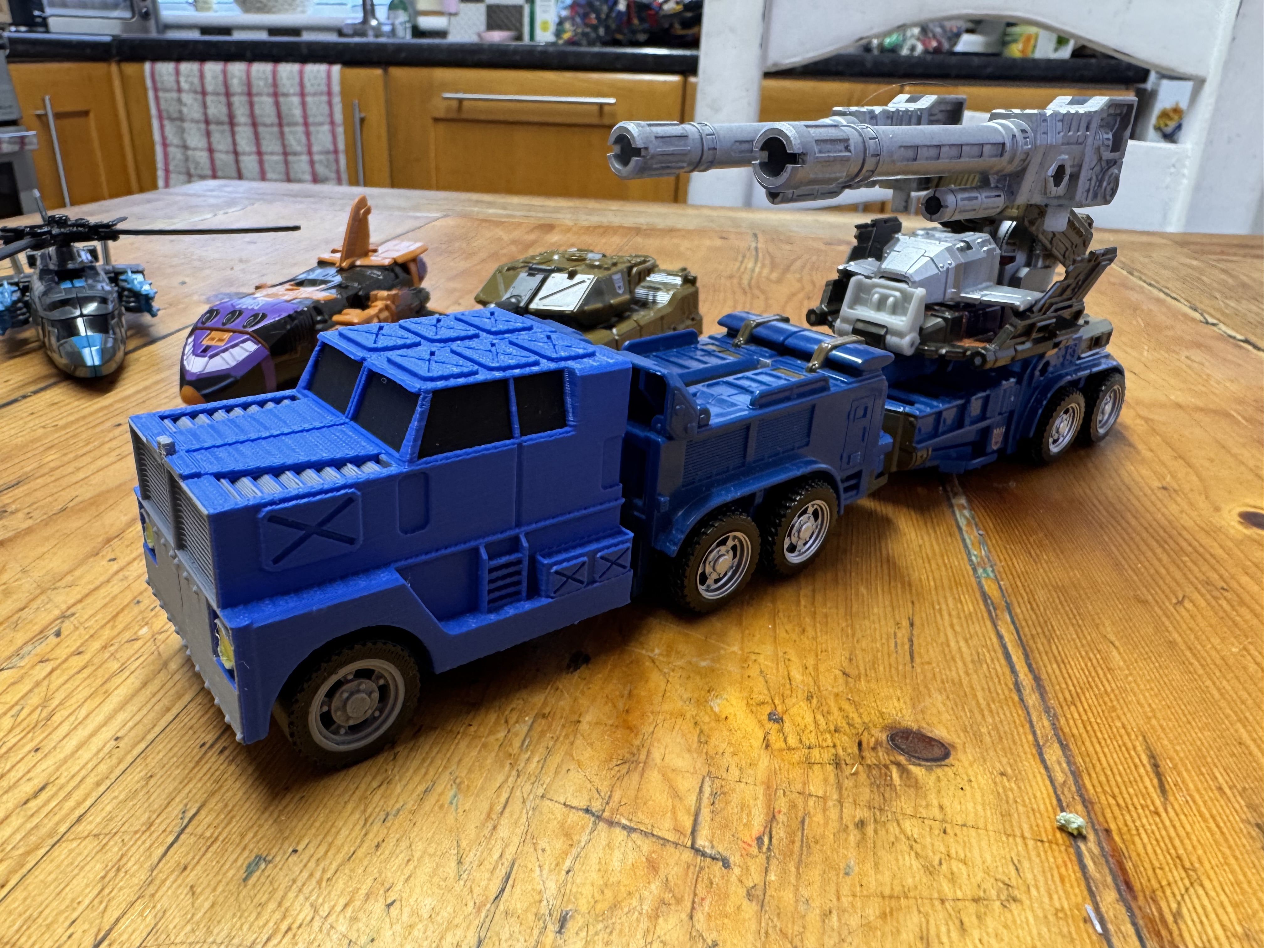 Combiner wars/unite warriors Onslaught Cab