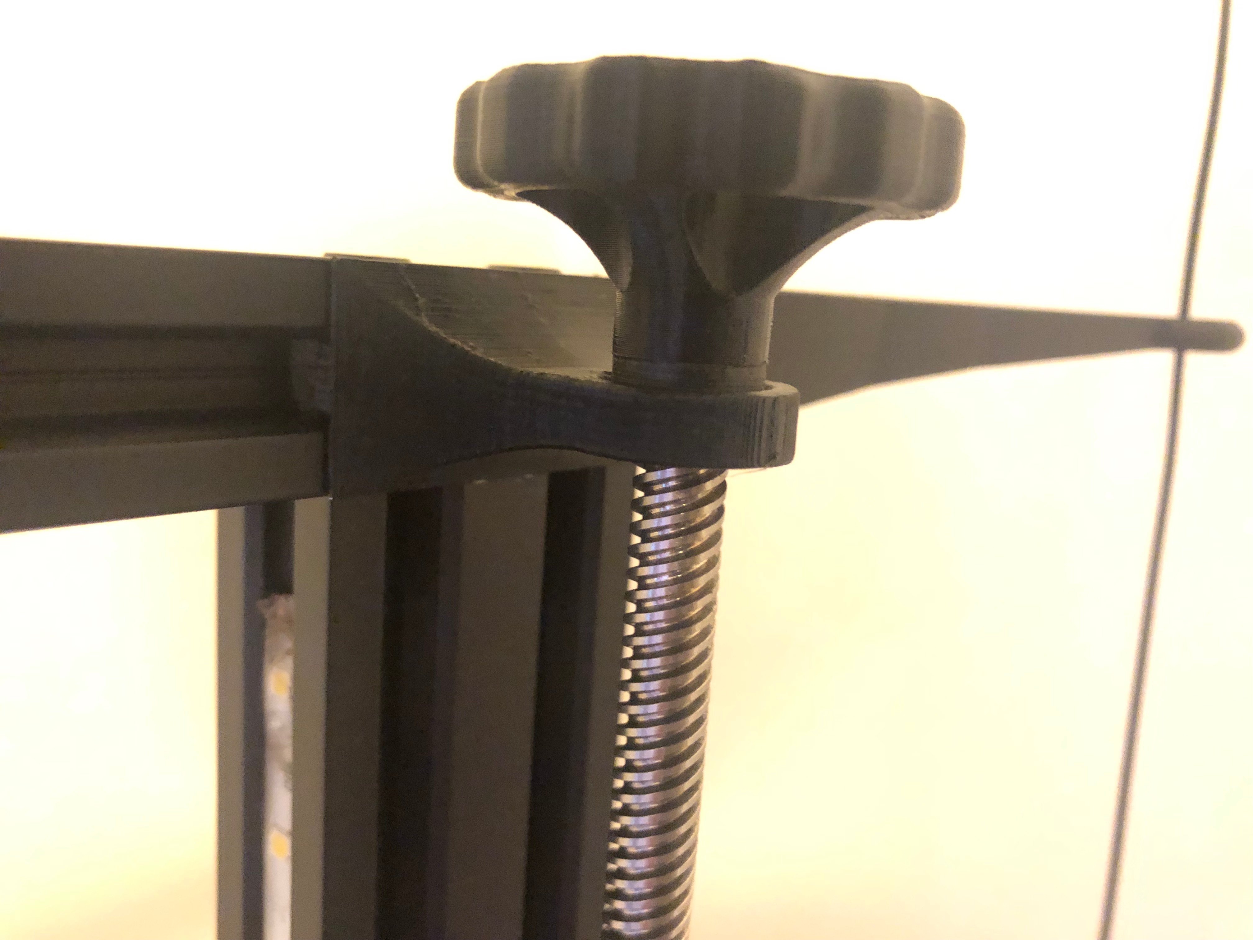 Ender 3 Z lead screw support for use with filament guide