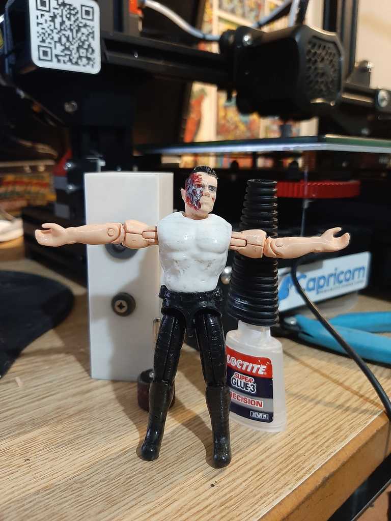 Sgt.Slaughter Fully articulated ARM.