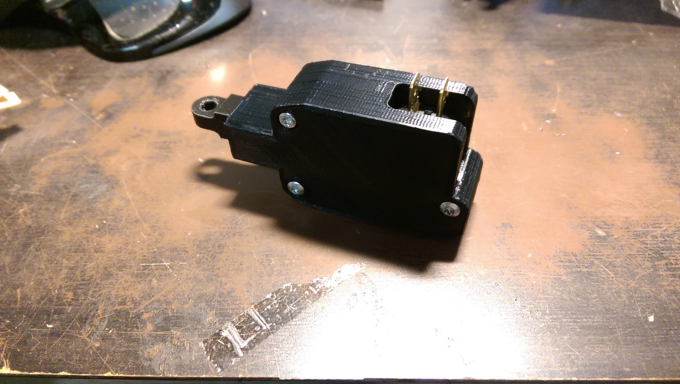 Pull switch for automotive use (brake switch, kickdown swith etc.)