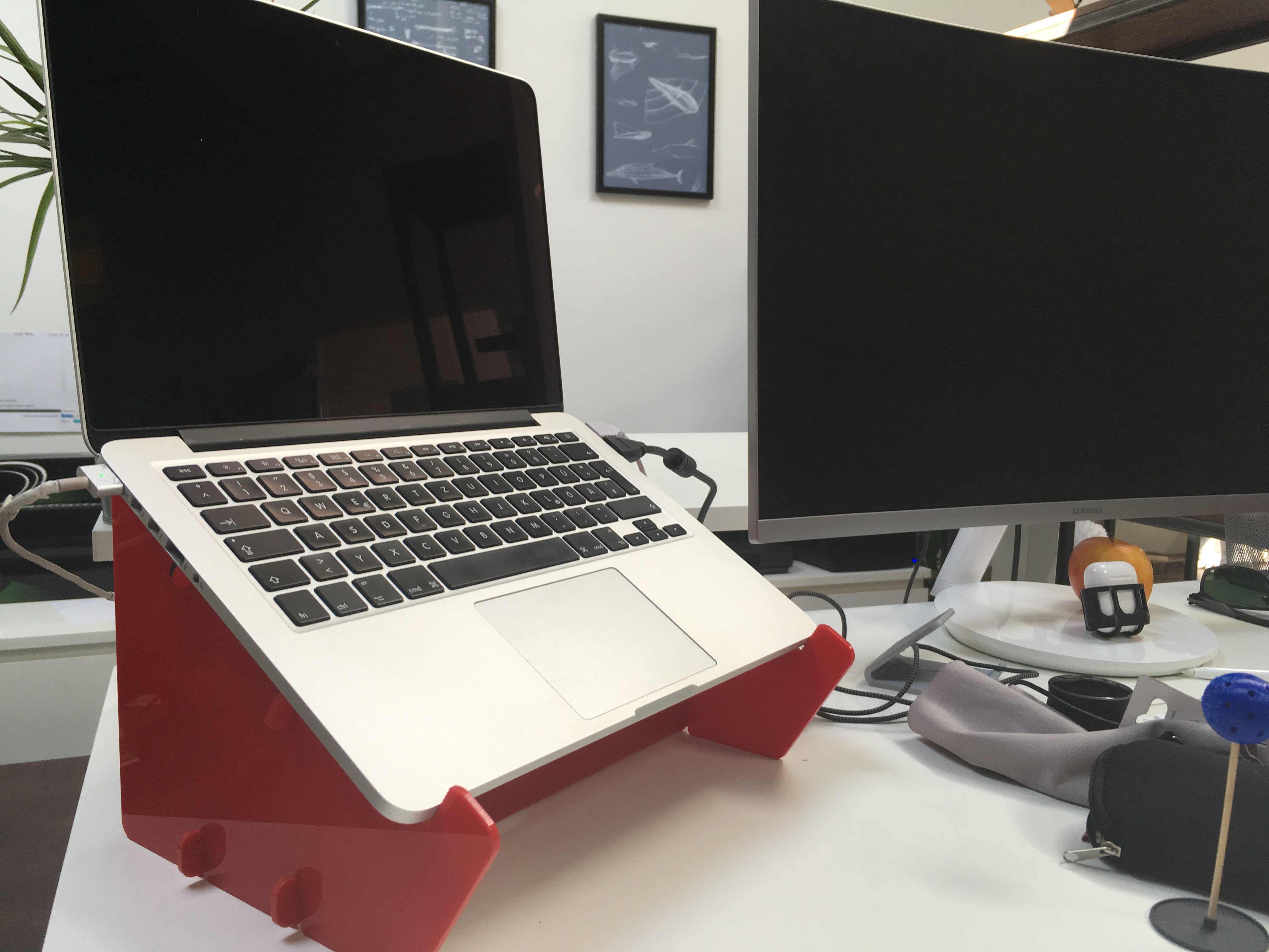Full parametric Laptop stand for Laser cut