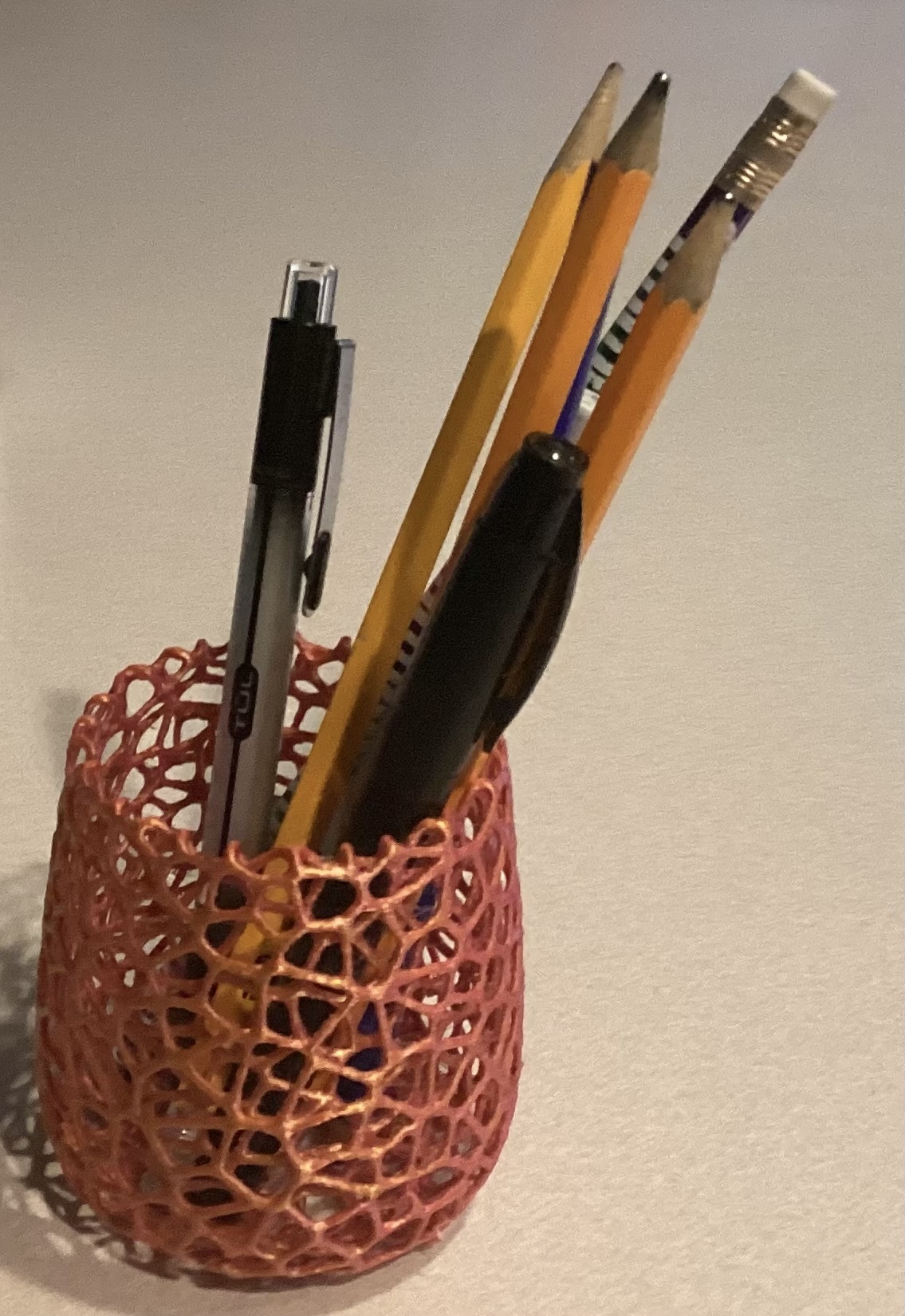 Voronoi Style - Supply Holder