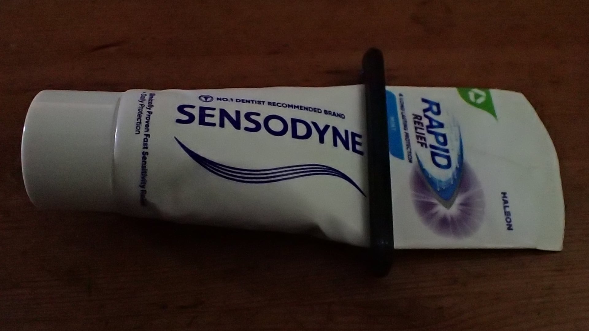 Toothpaste Squeezer