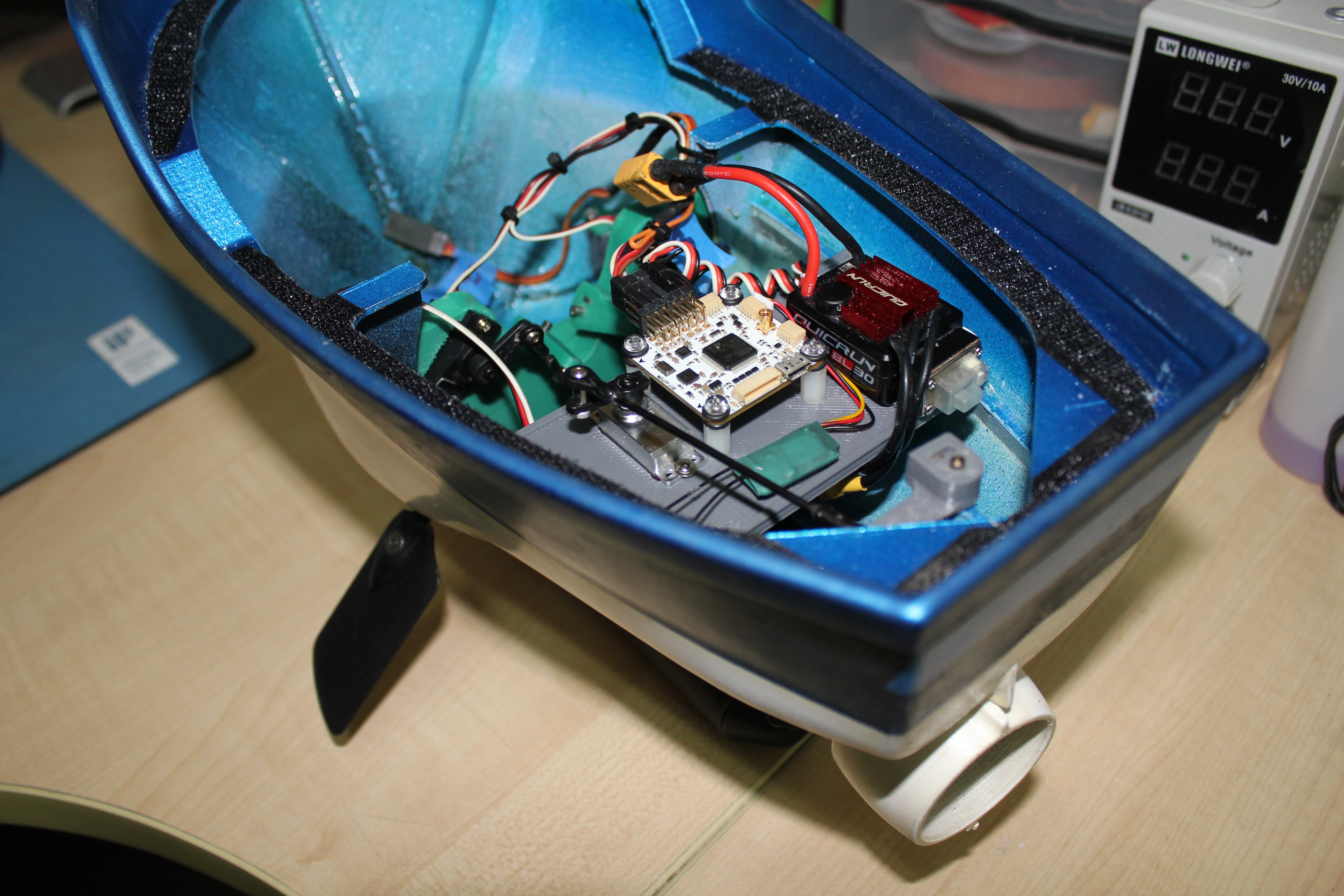 Active stabilization mod for Rc Benchy