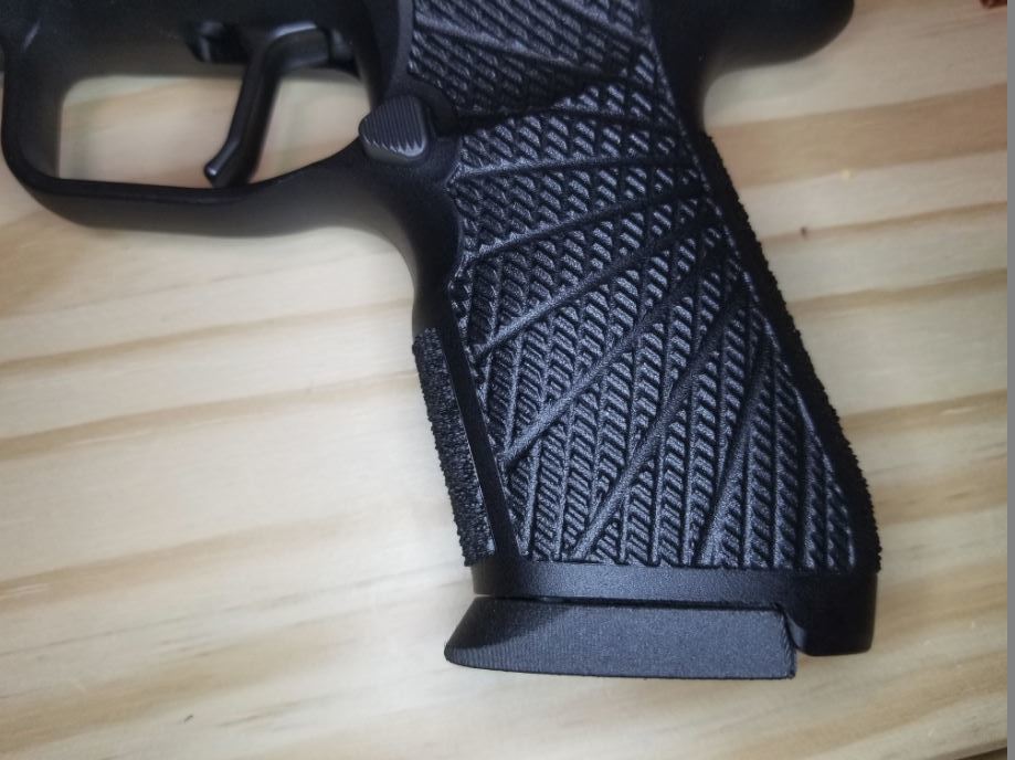 p320 compact mag finger extension