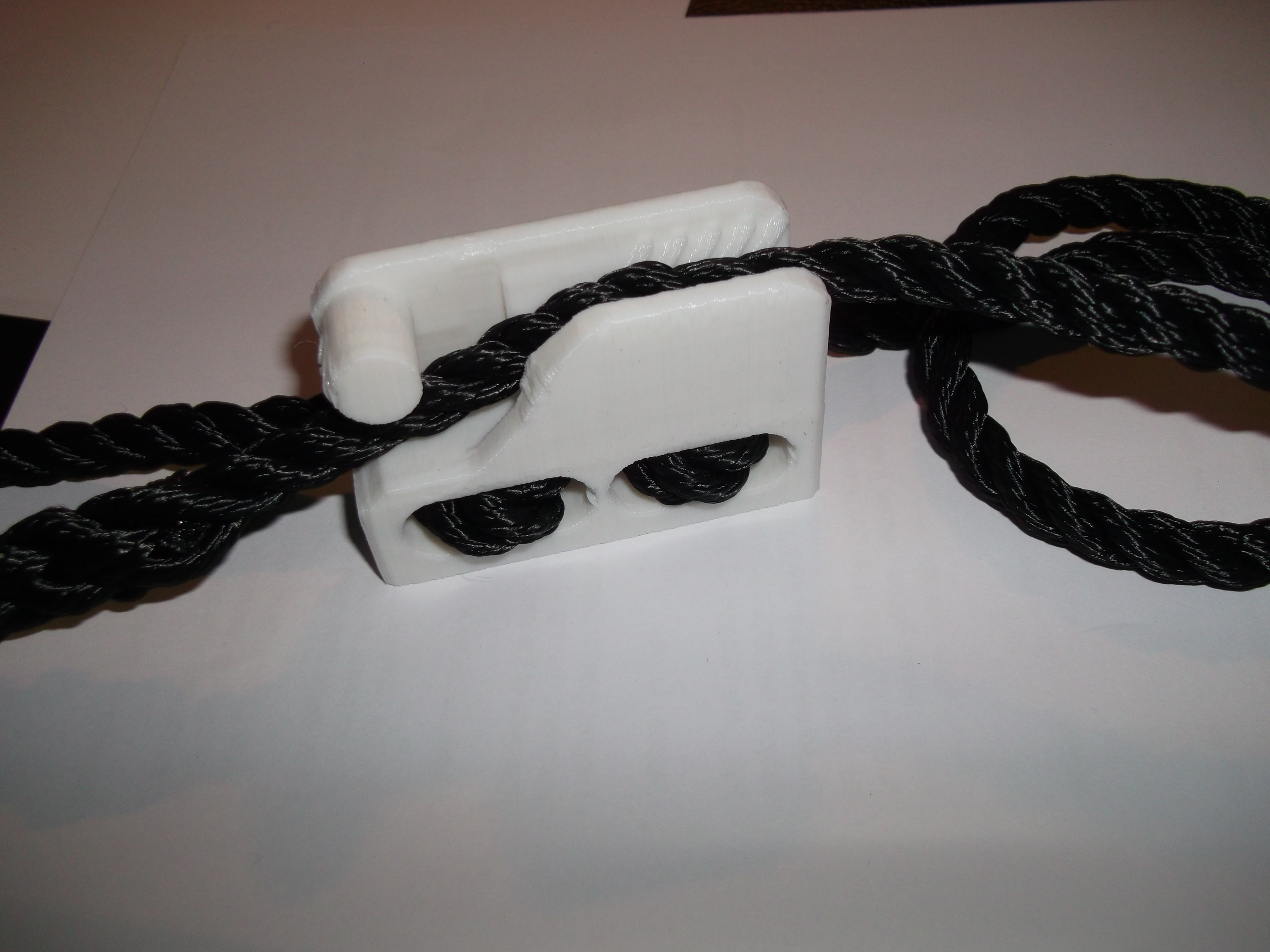 rope loop cleat