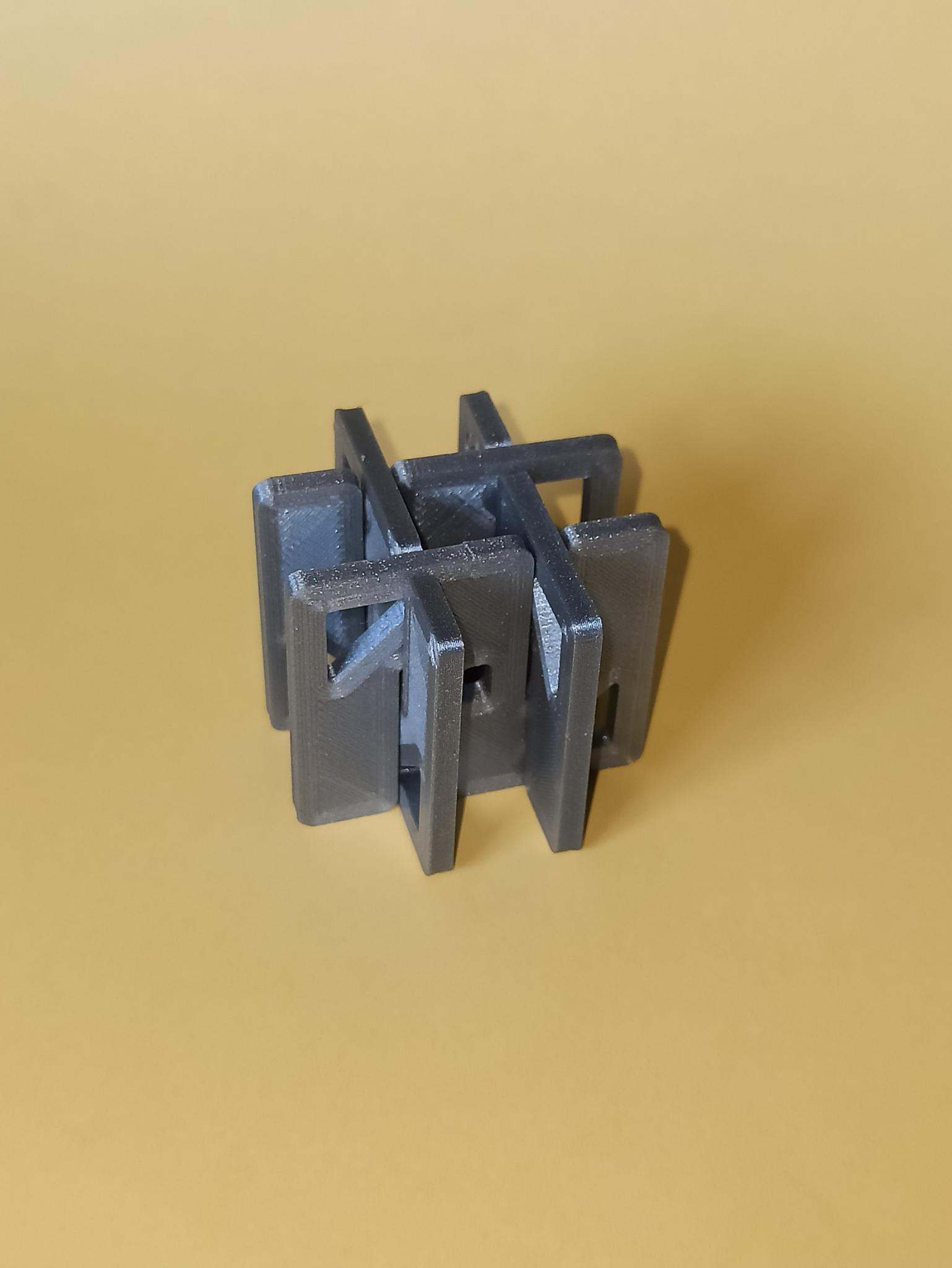 Cast Gear Shift (originated by HANAYAMA)