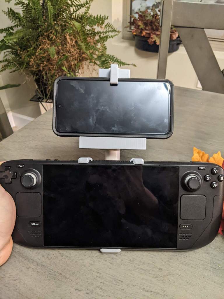 Phone mount for Steam Deck and Deckmate