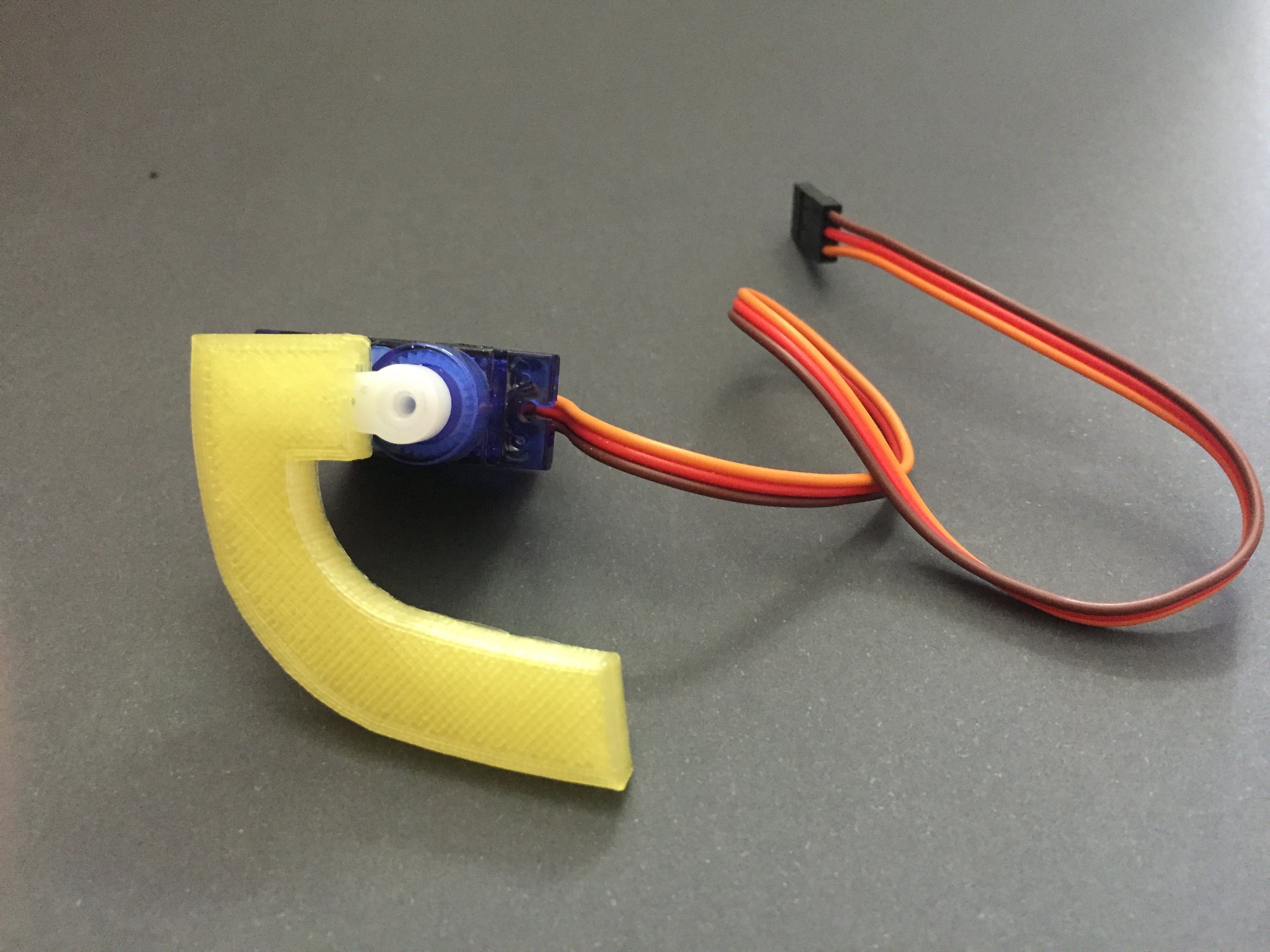 finger for SG90 servo useless box