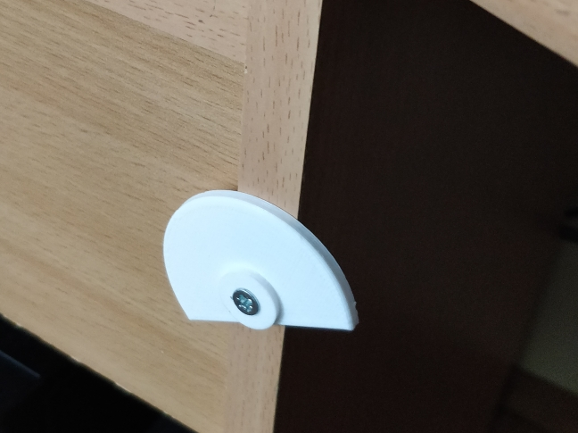 Basic drawer lock