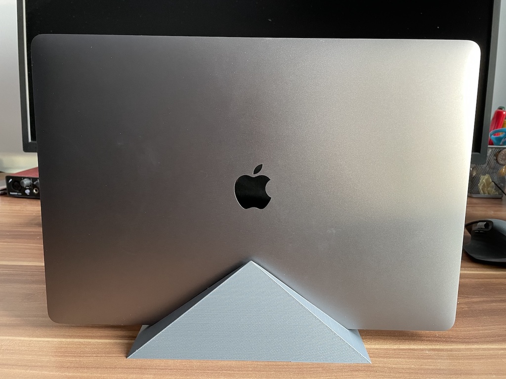 Apple Macbook Pro Stand