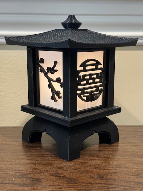 Electrified Japanese Garden Lantern with Seasonal Swappable Panels