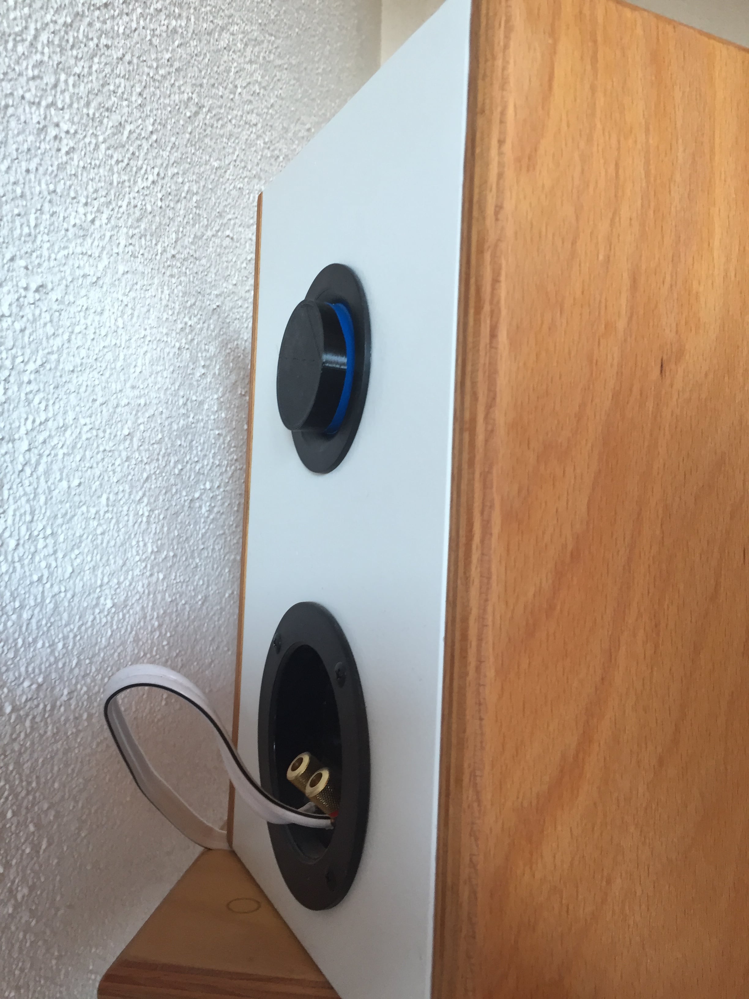 Bass reflex plug