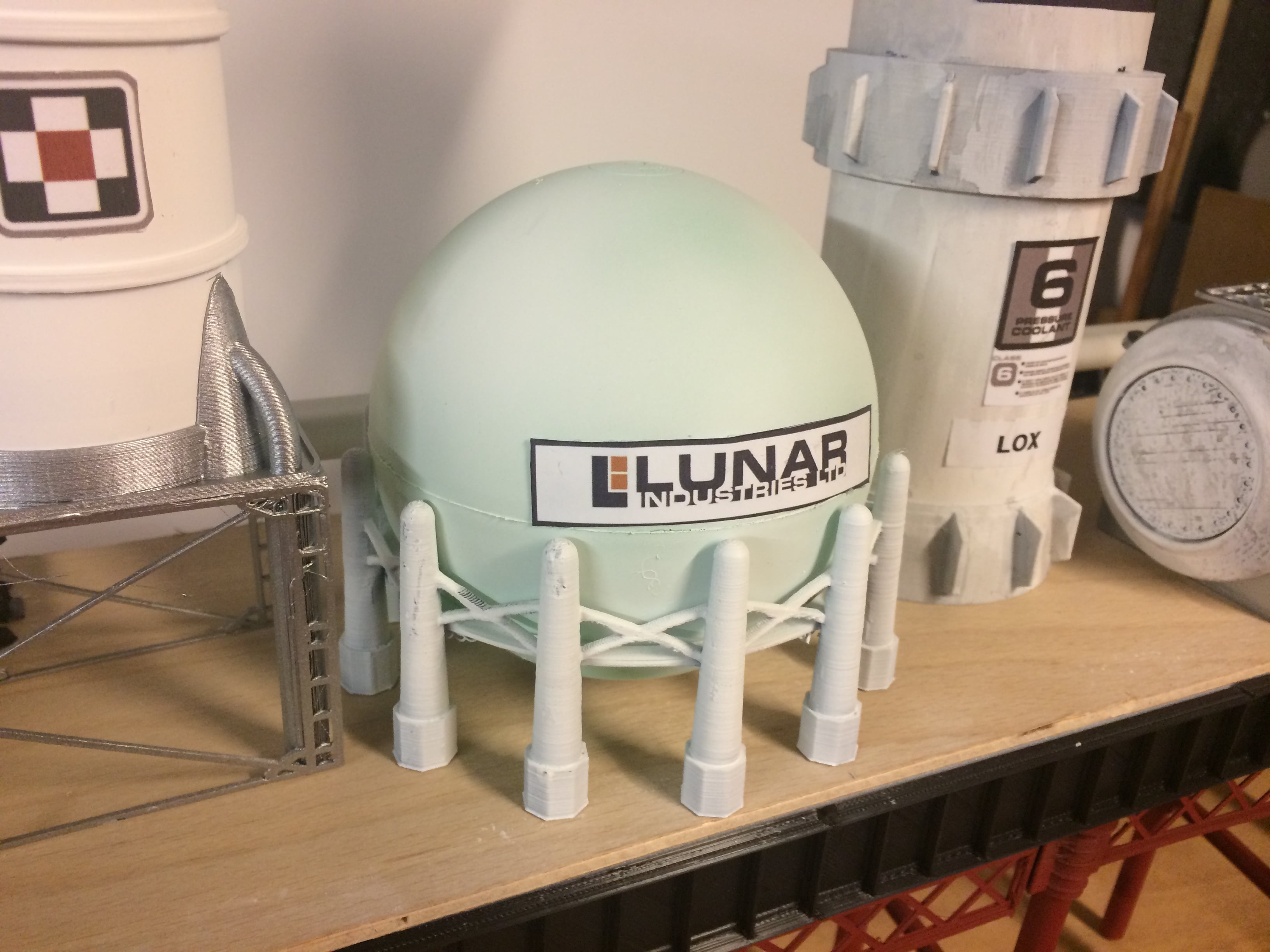 Moon Base - Hydrogen tank - Horton sphere